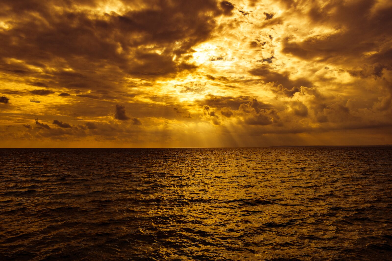 Nikon D3300 sample photo. Sunset, golden, sea photography