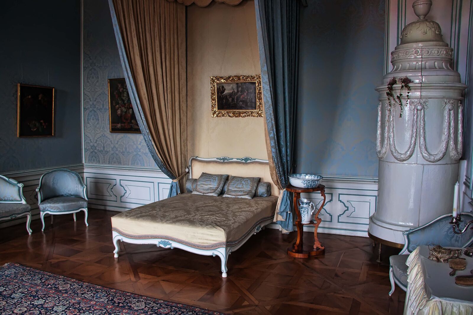 Canon EOS 500D (EOS Rebel T1i / EOS Kiss X3) sample photo. Valtice, czech republic, interior photography