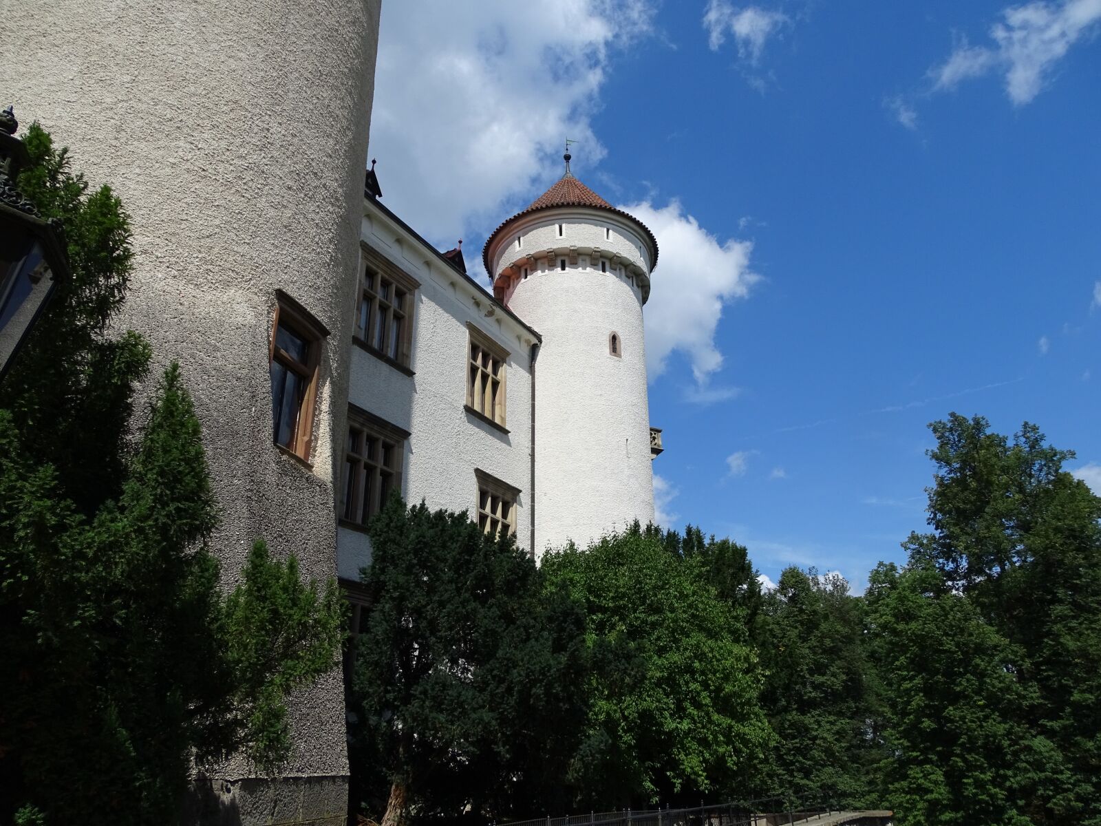 Sony Cyber-shot DSC-HX400V sample photo. Tower, castle, history photography
