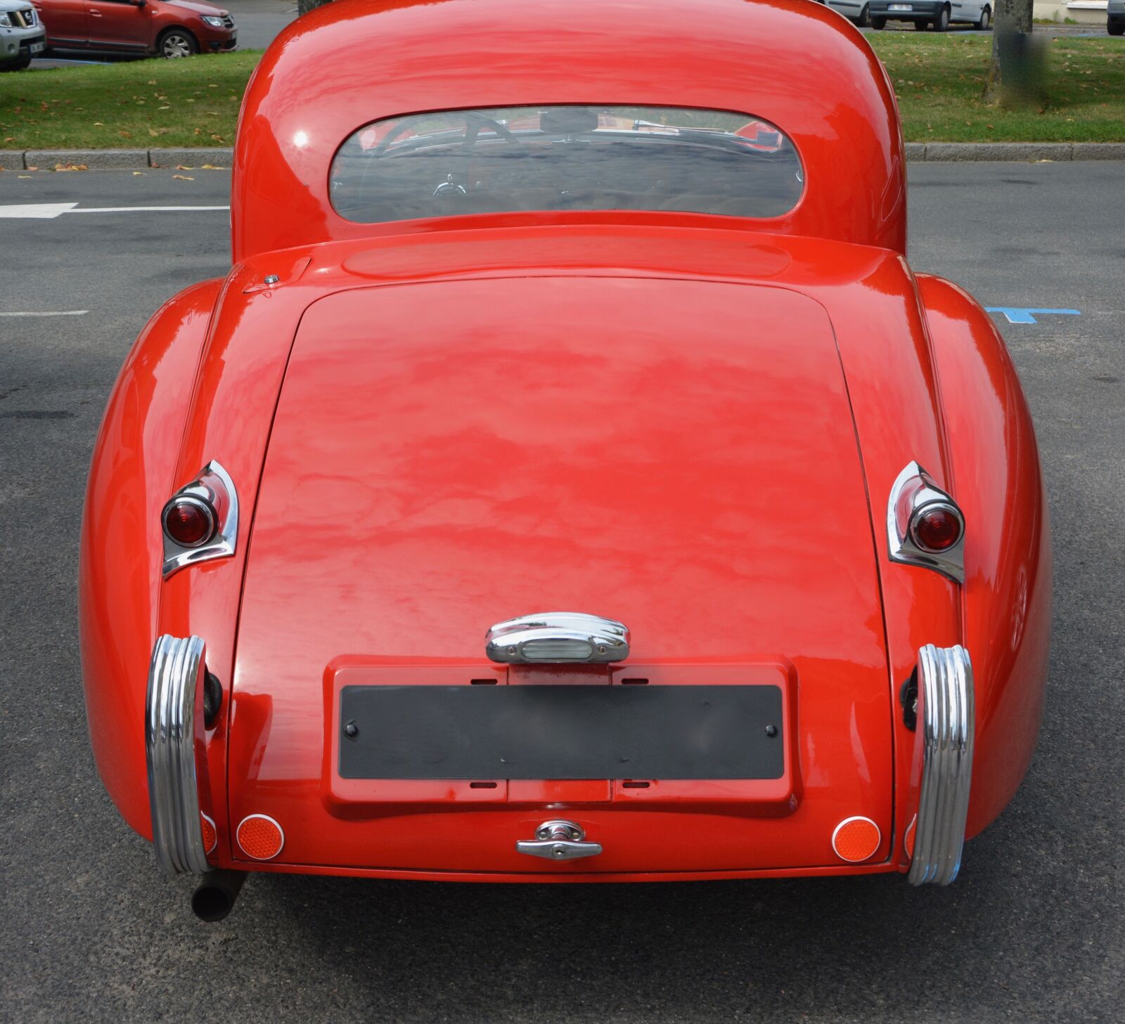 Nikon D5200 sample photo. Car collection, red bodywork photography
