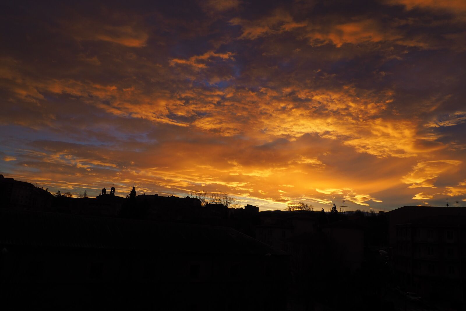 Olympus OM-D E-M10 II sample photo. Sunset, panoramic, dawn photography
