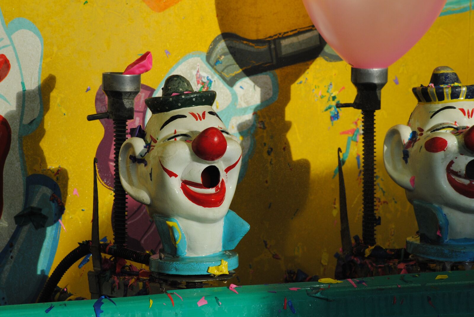 Nikon D3000 sample photo. Clown, carnival, game photography