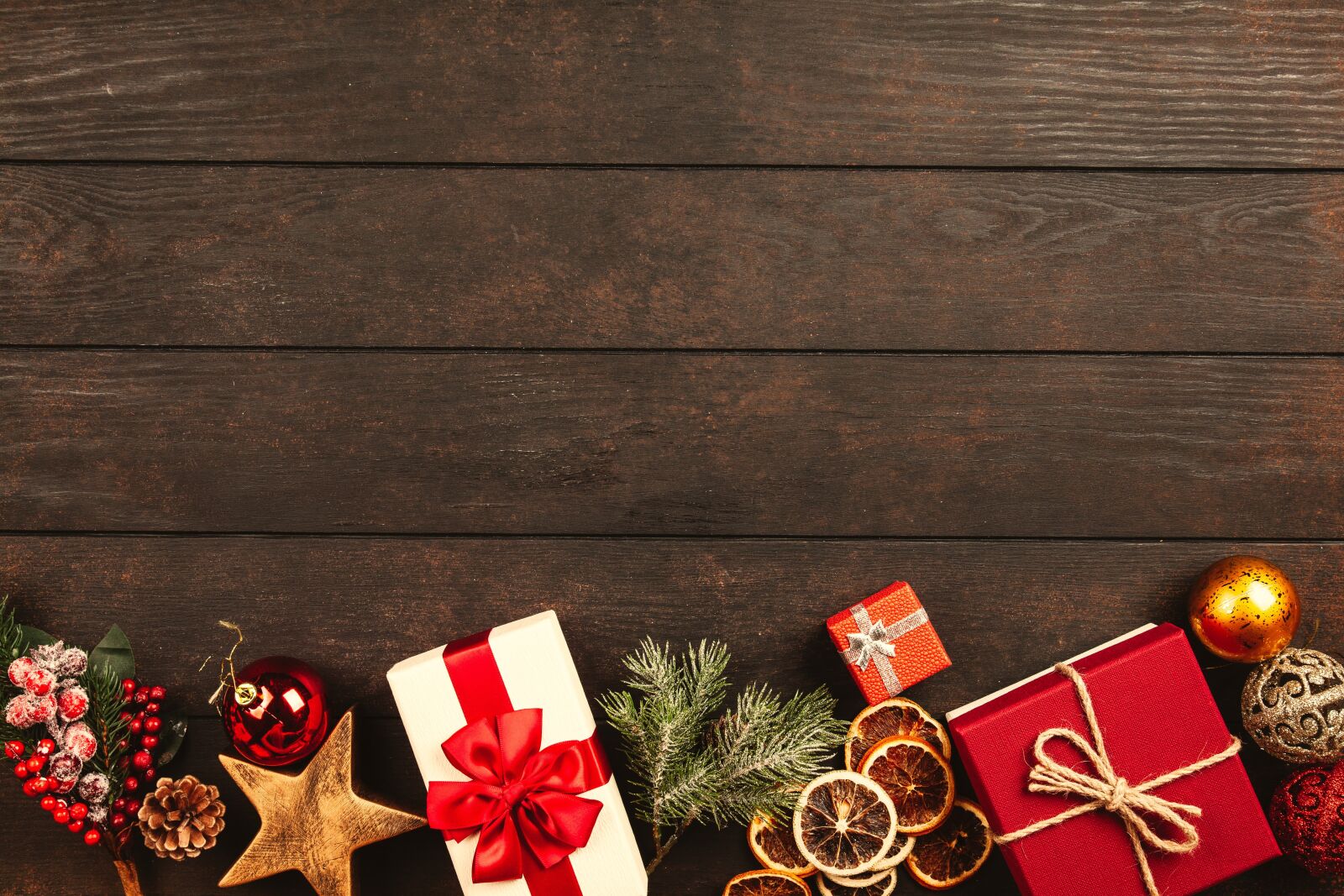 Canon EOS 5D Mark II sample photo. Gift, box, christmas photography