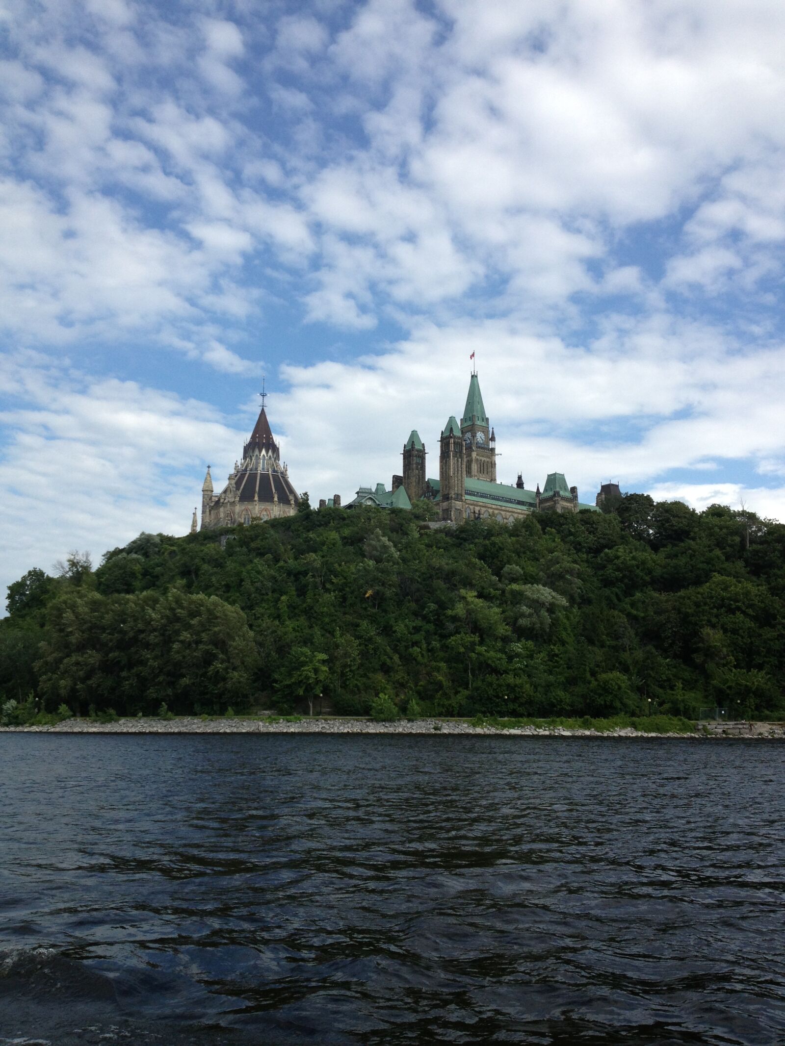 Apple iPhone 4S sample photo. Ottawa, river, parliament photography