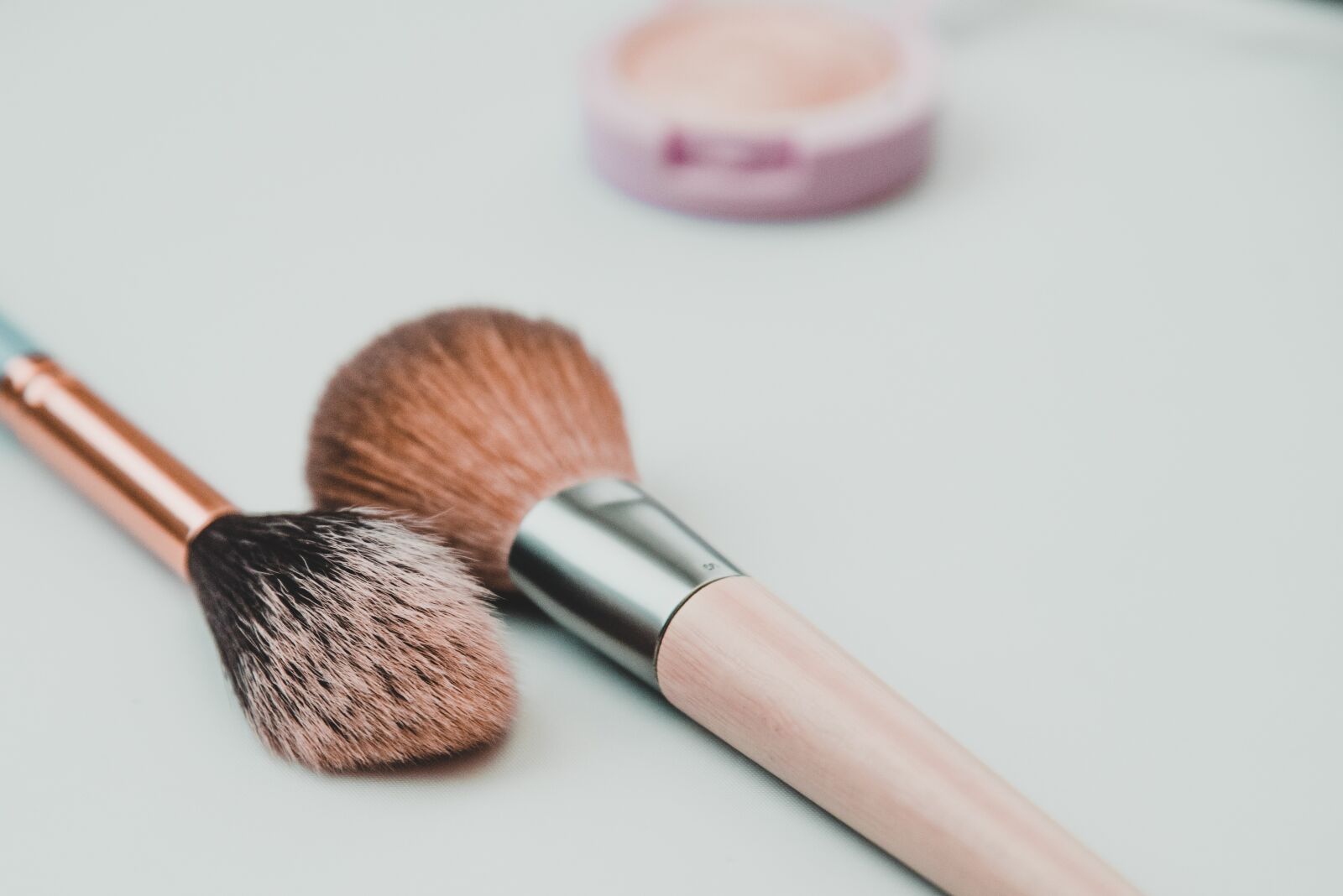 Nikon D750 sample photo. Brushes, makeup, beauty photography