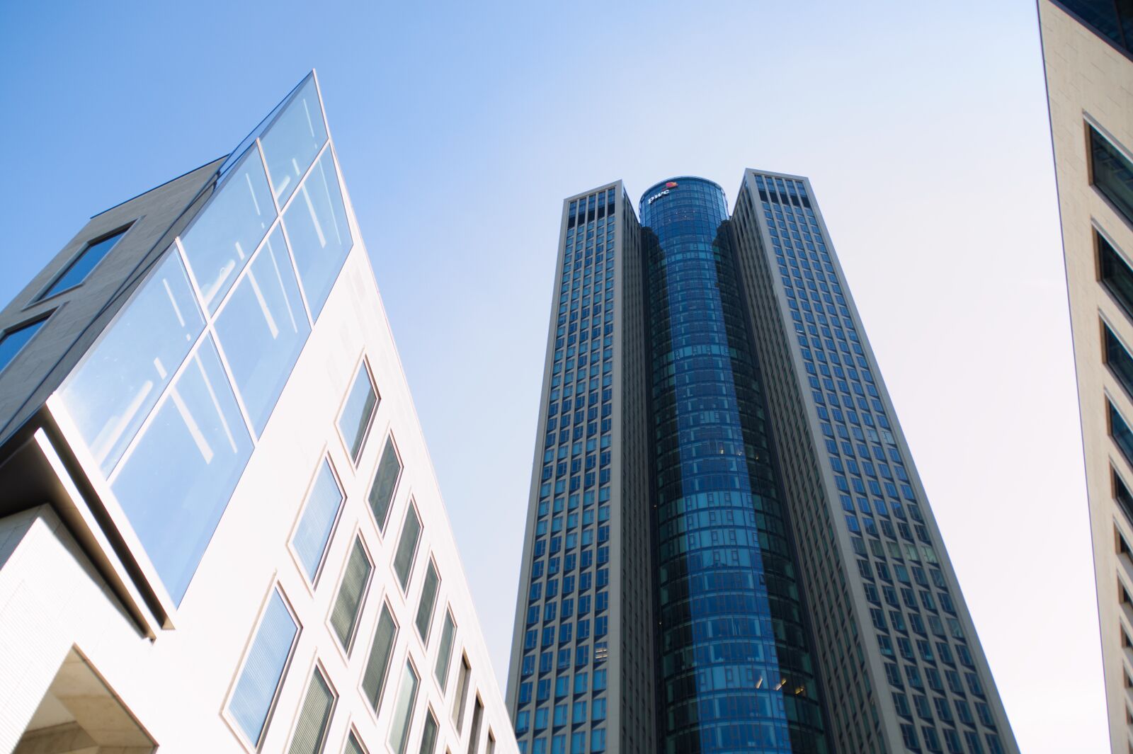 Nikon D90 sample photo. Frankfurt, skyscraper, architecture photography