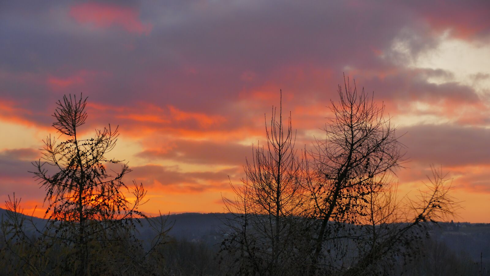 Panasonic Lumix DMC-FZ1000 sample photo. Dawn, sky, sunrise photography