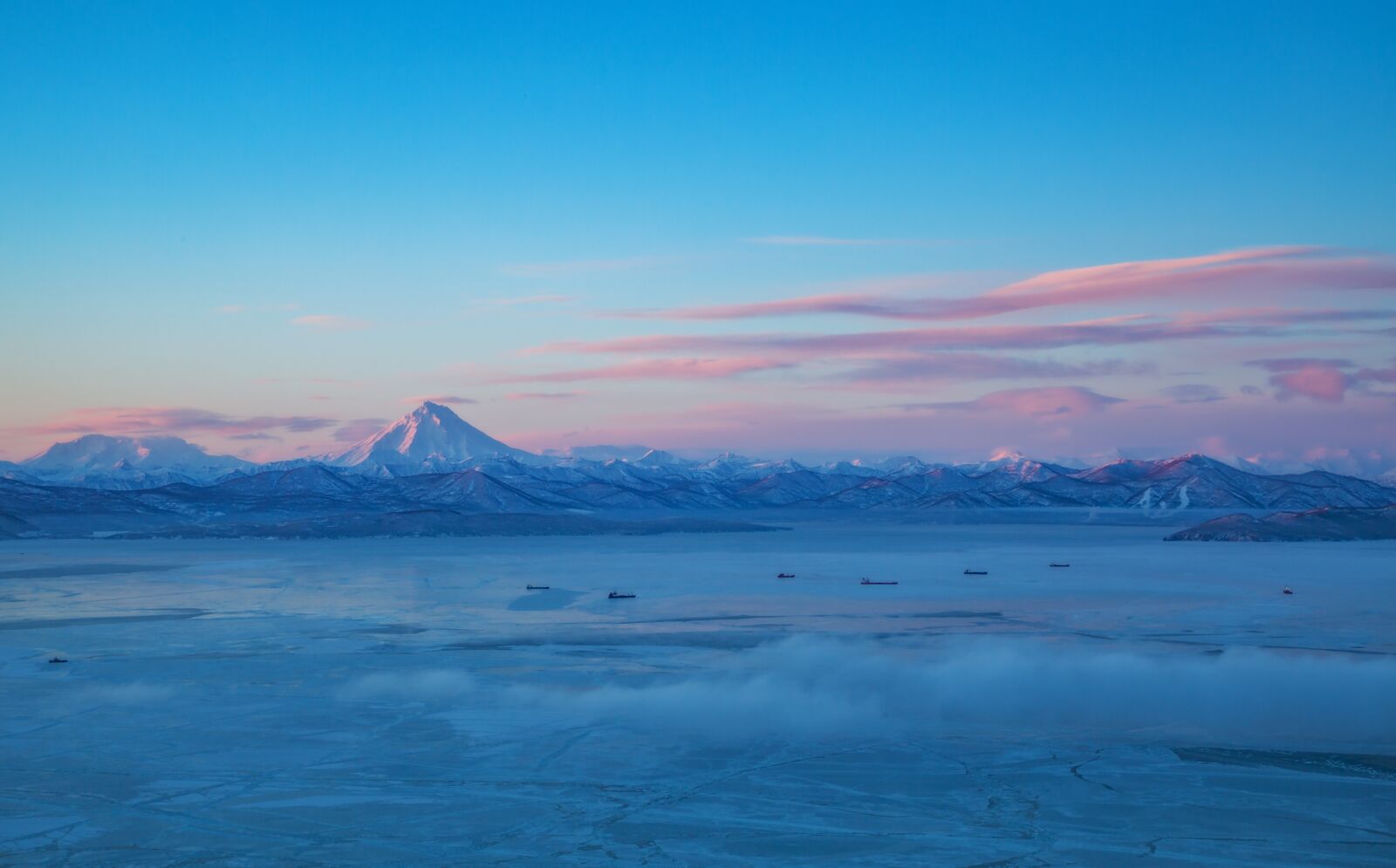 Canon EOS 5D Mark III sample photo. Kamchatka, dawn, palette photography