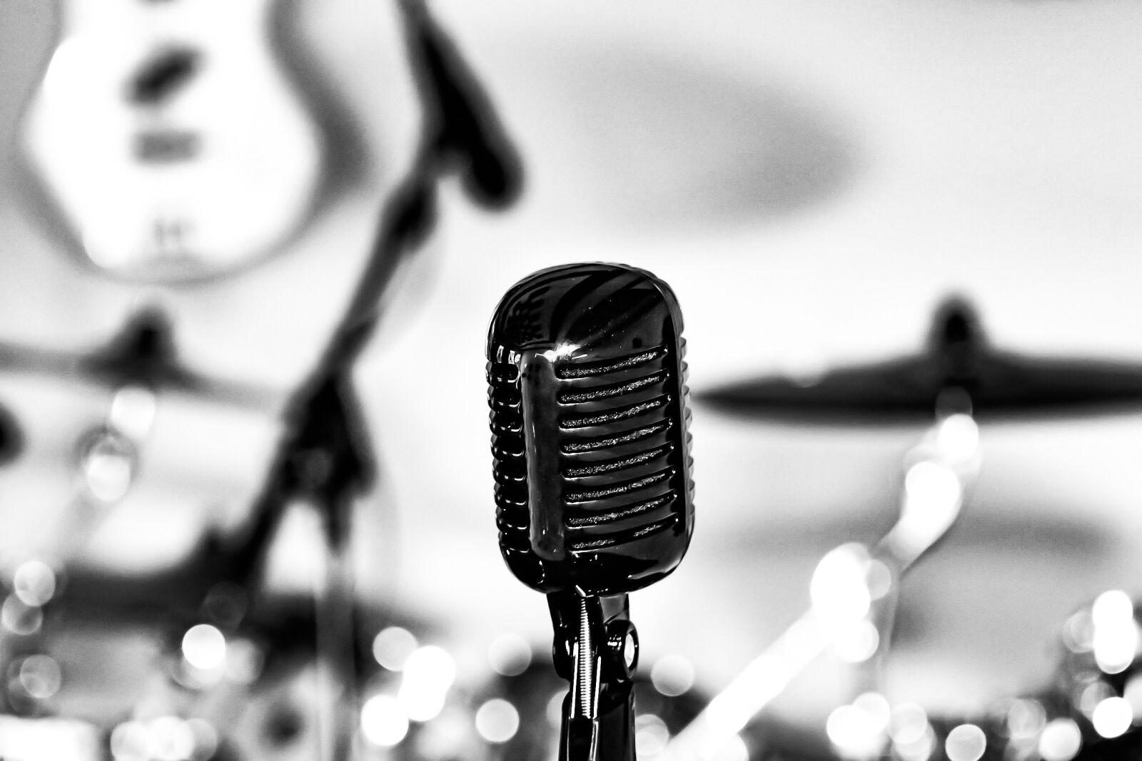 Canon EOS 80D sample photo. Microphone, music, drums photography
