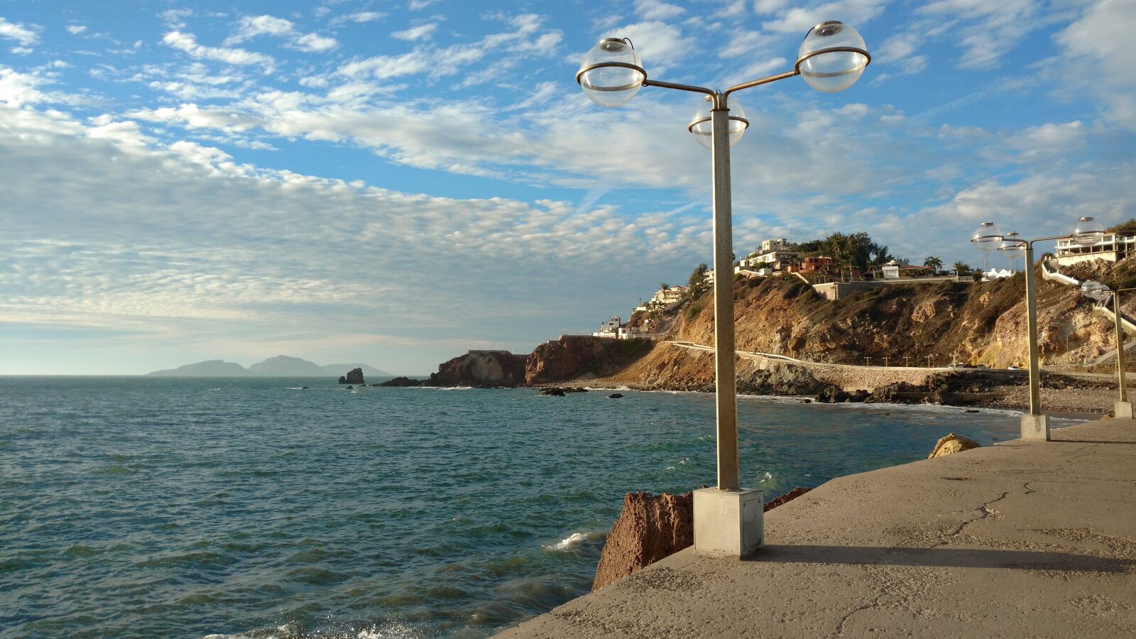 Motorola Moto X Play sample photo. Lighting, lamp, malecon photography