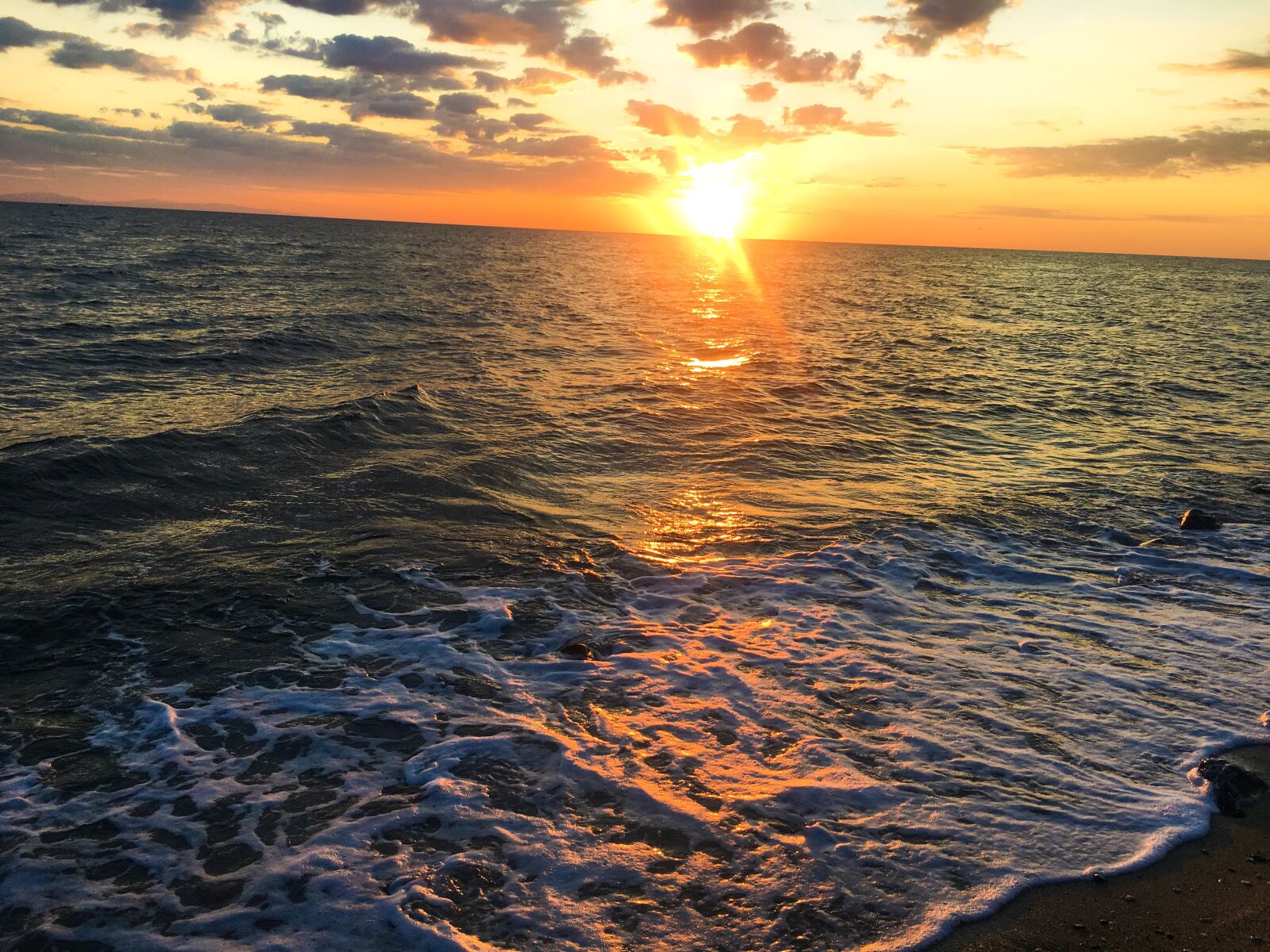 iPhone 6s back camera 4.15mm f/2.2 sample photo. Sunrise, greece, sea photography