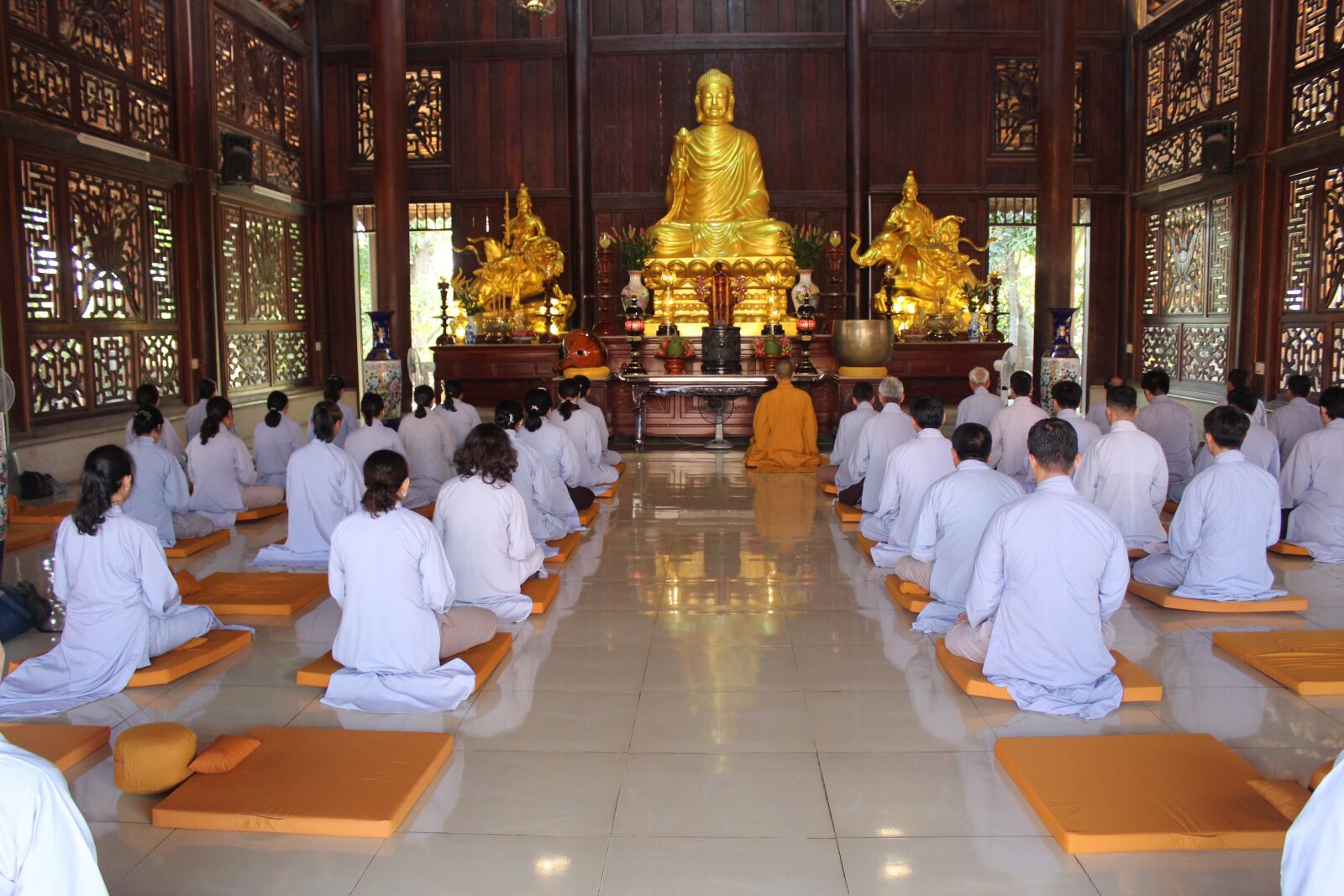 Canon EOS 1300D (EOS Rebel T6 / EOS Kiss X80) sample photo. Asia, buddha, meditation photography