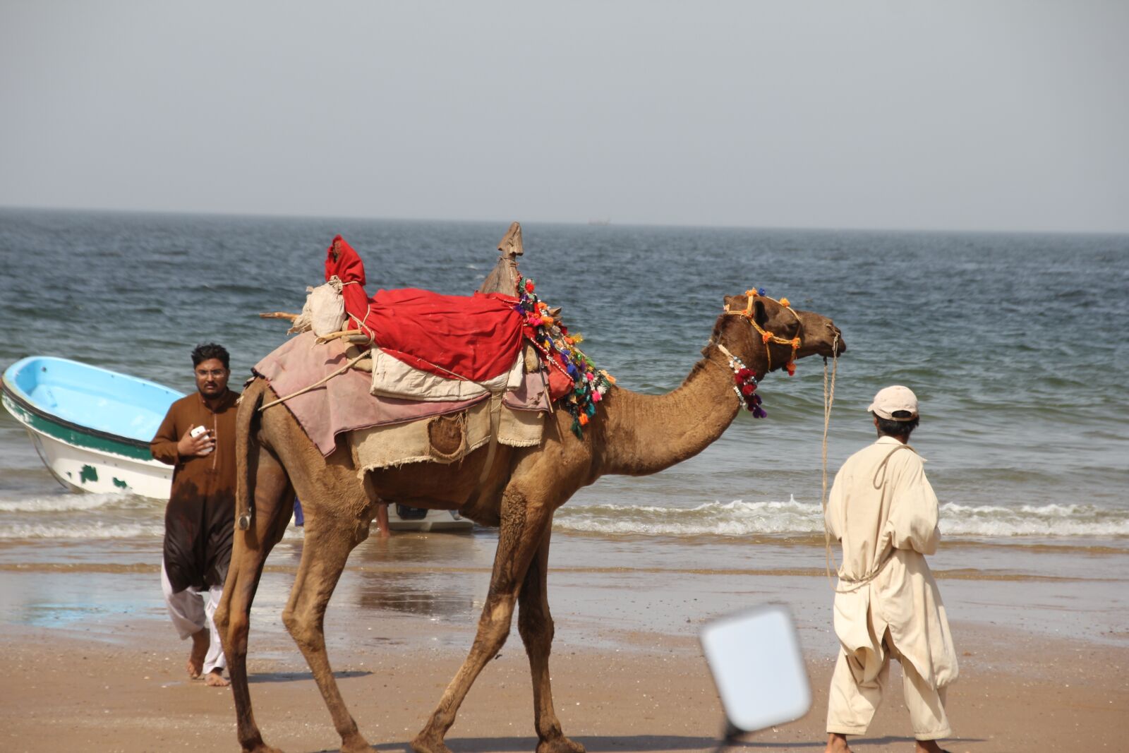 Canon EOS 60D sample photo. Gadani, balochistan, pakistan photography