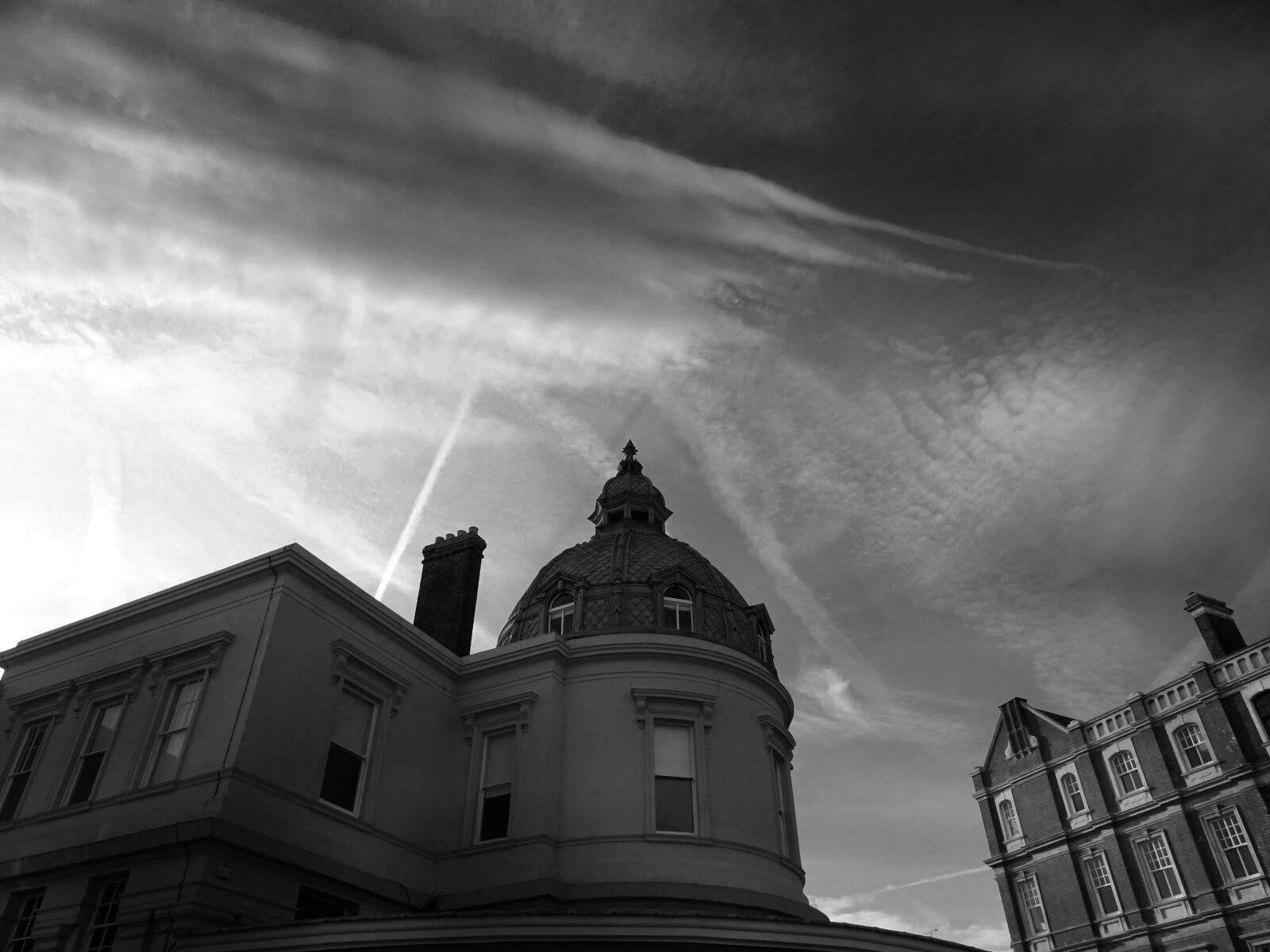 Sony DSC-HX60 sample photo. Architecture, black, and, white photography