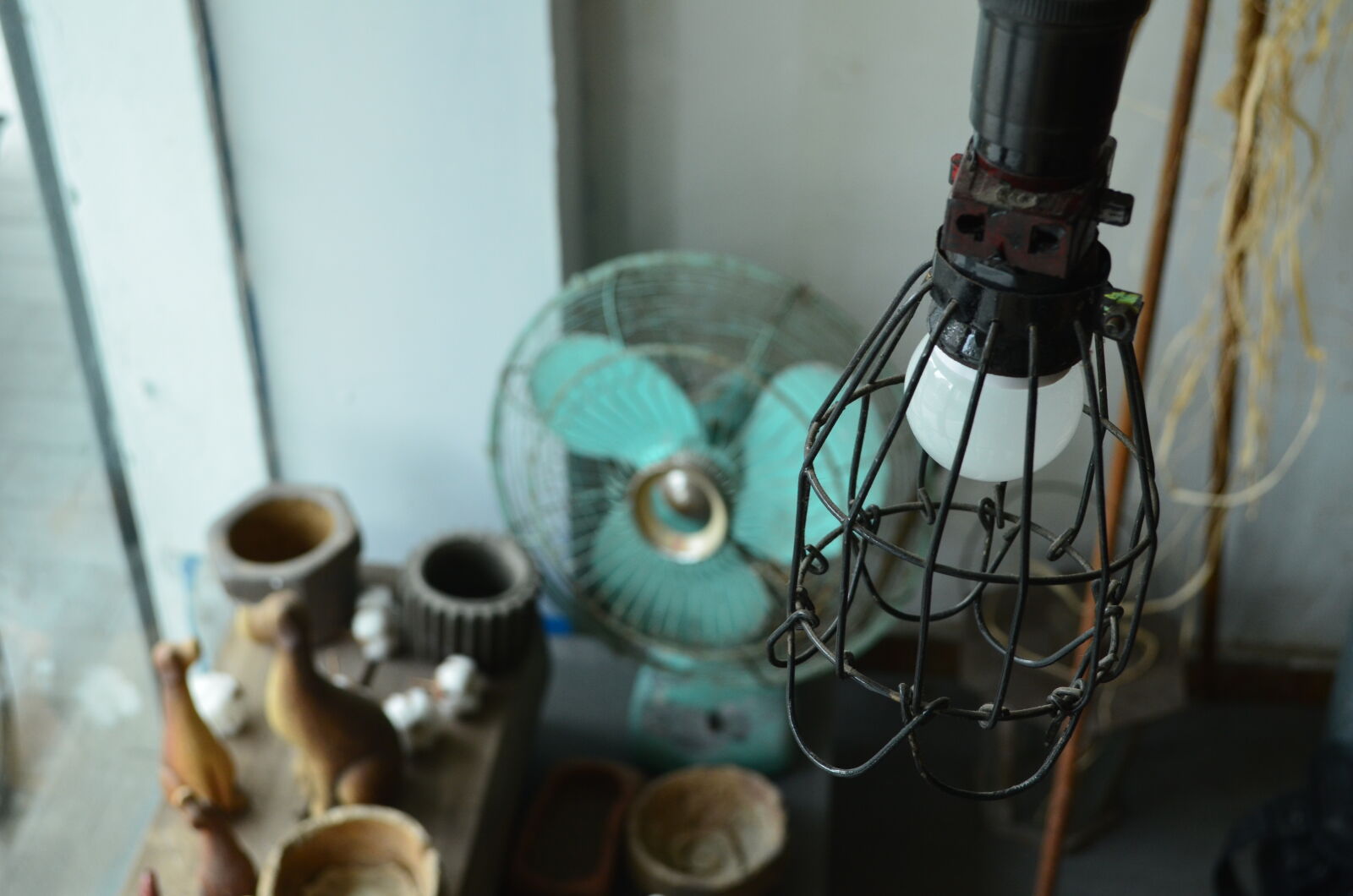 Nikon D5100 sample photo. Antique, antiques, fan, flower photography