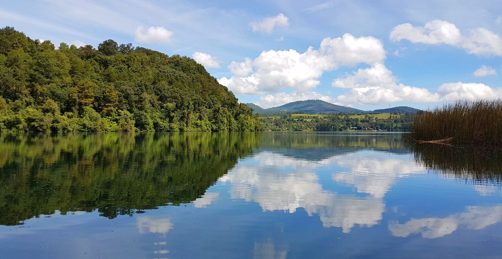 Samsung Galaxy S7 sample photo. Lake, zirahuen, michoacán photography