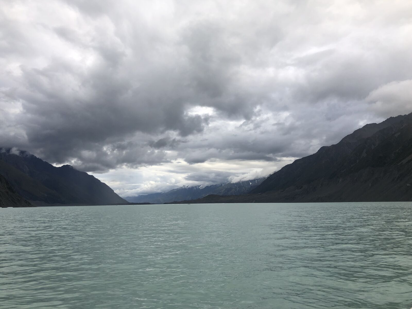 iPhone 8 back camera 3.99mm f/1.8 sample photo. Clouds, water, cold photography