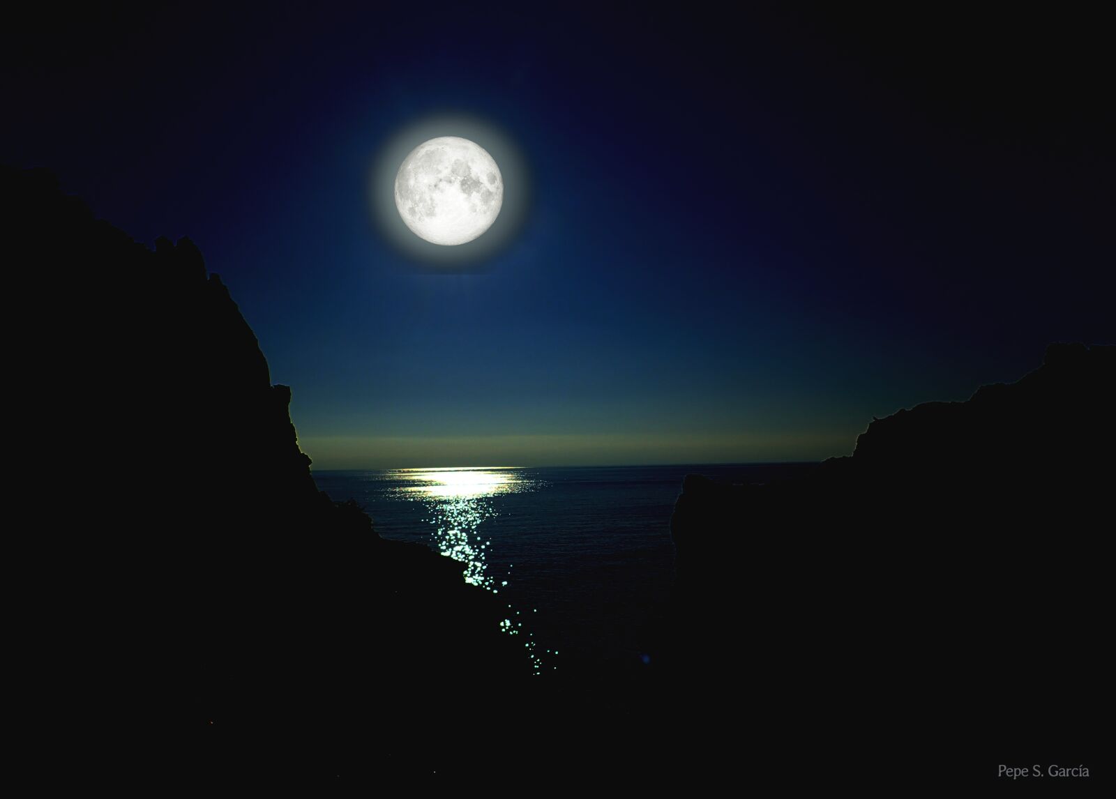 Olympus TG-5 sample photo. Dusk, coastal, almeria photography