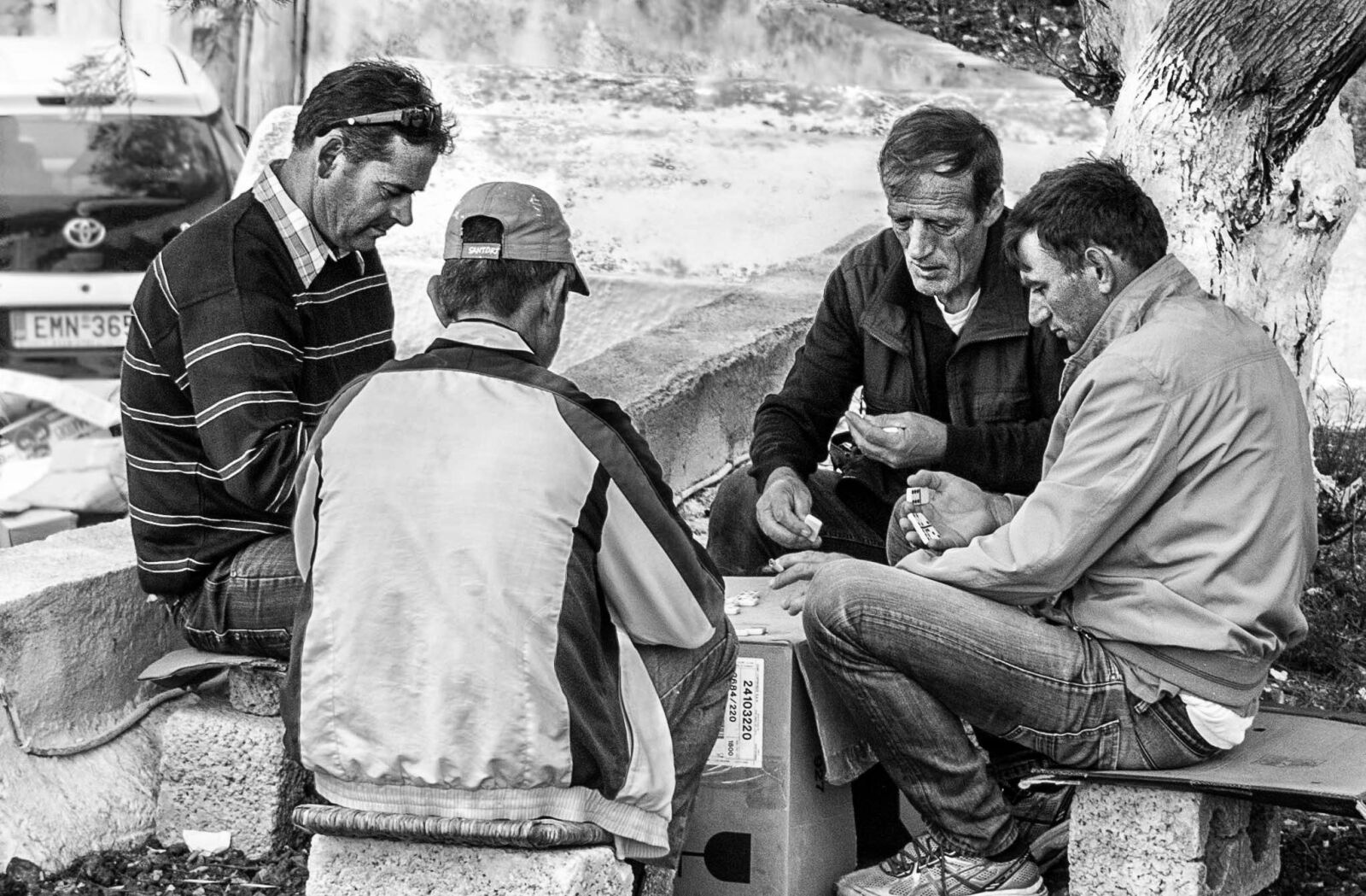 Nikon D3300 sample photo. Men, playing, outdoor photography