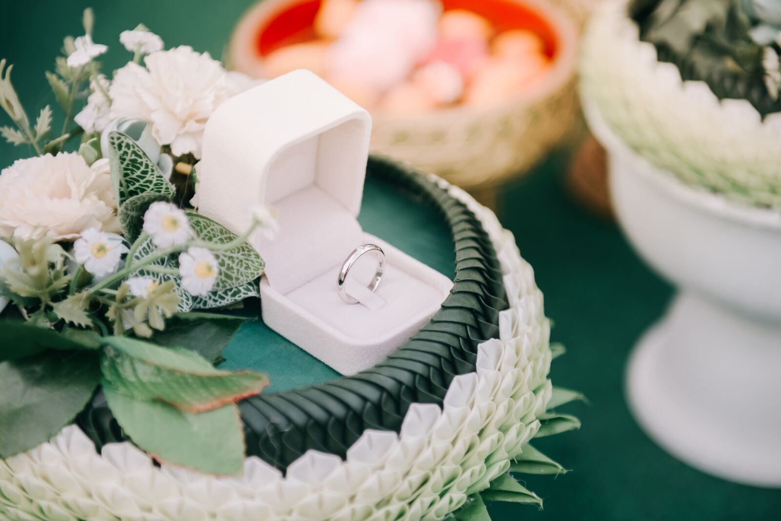 Nikon D610 sample photo. Wedding, rose, white photography