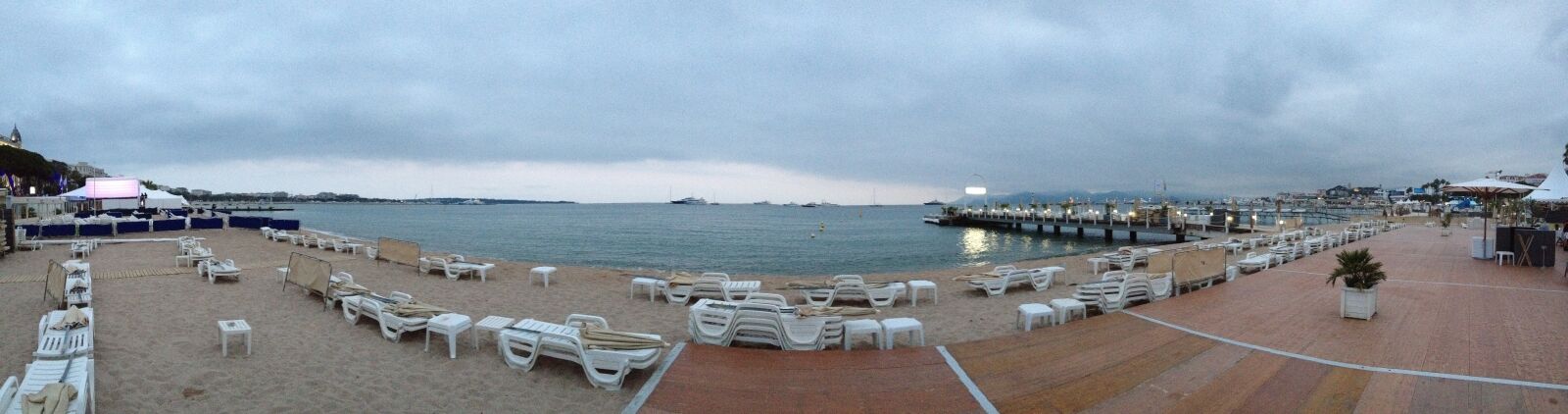 Apple iPhone 4S sample photo. Panoramic view, beach, cannes photography
