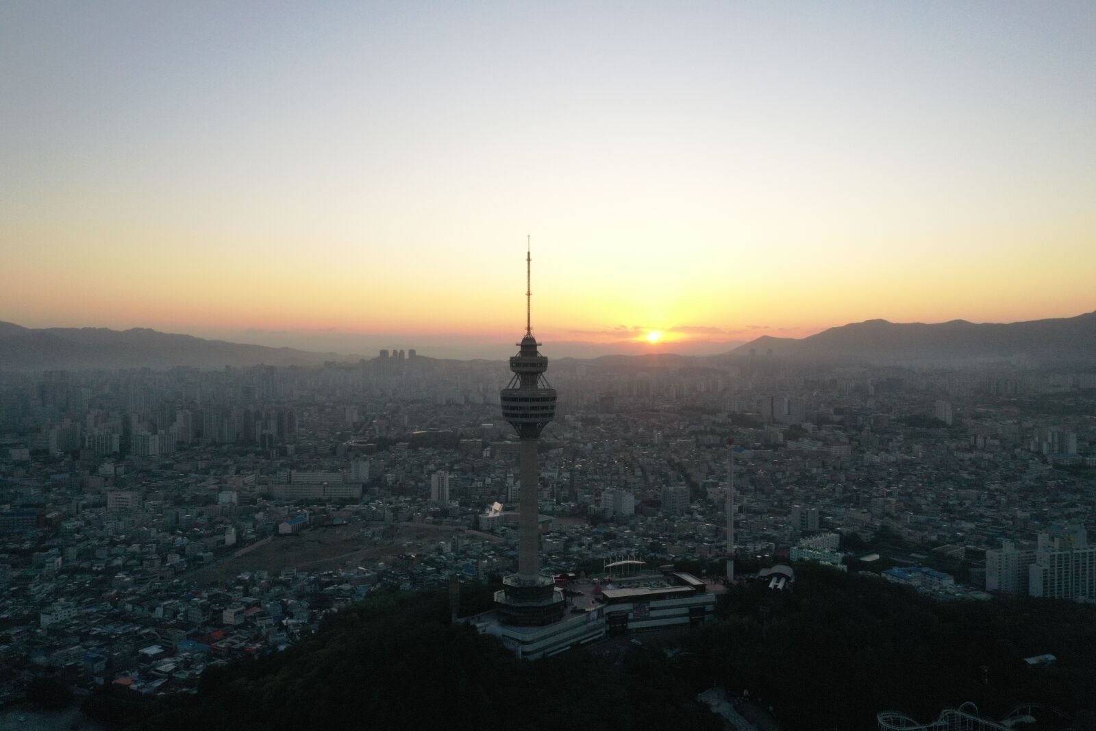 Hasselblad L1D-20c sample photo. Sunrise, landscape, nature photography