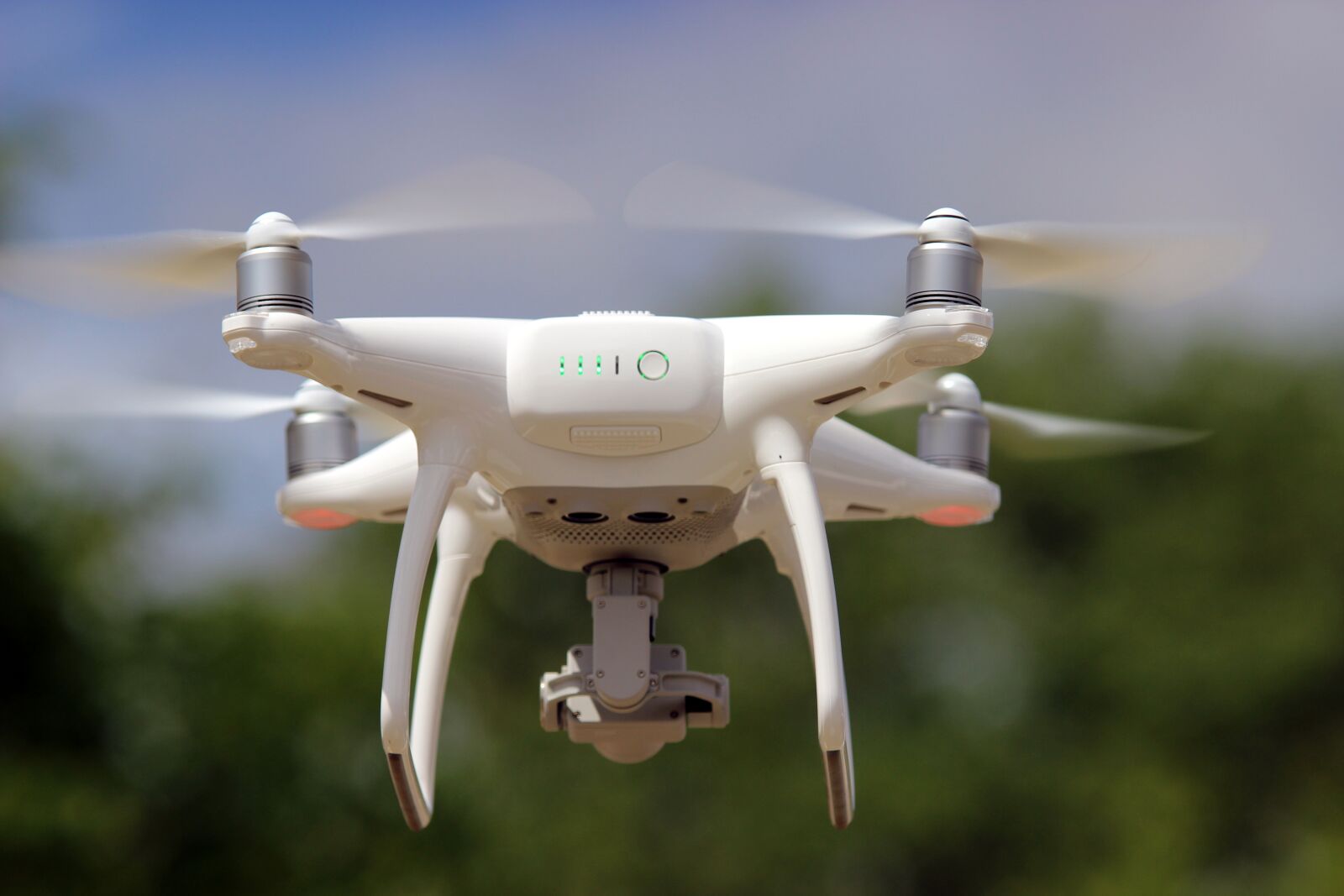 Canon EOS 600D (Rebel EOS T3i / EOS Kiss X5) sample photo. Drone, flight, flying photography