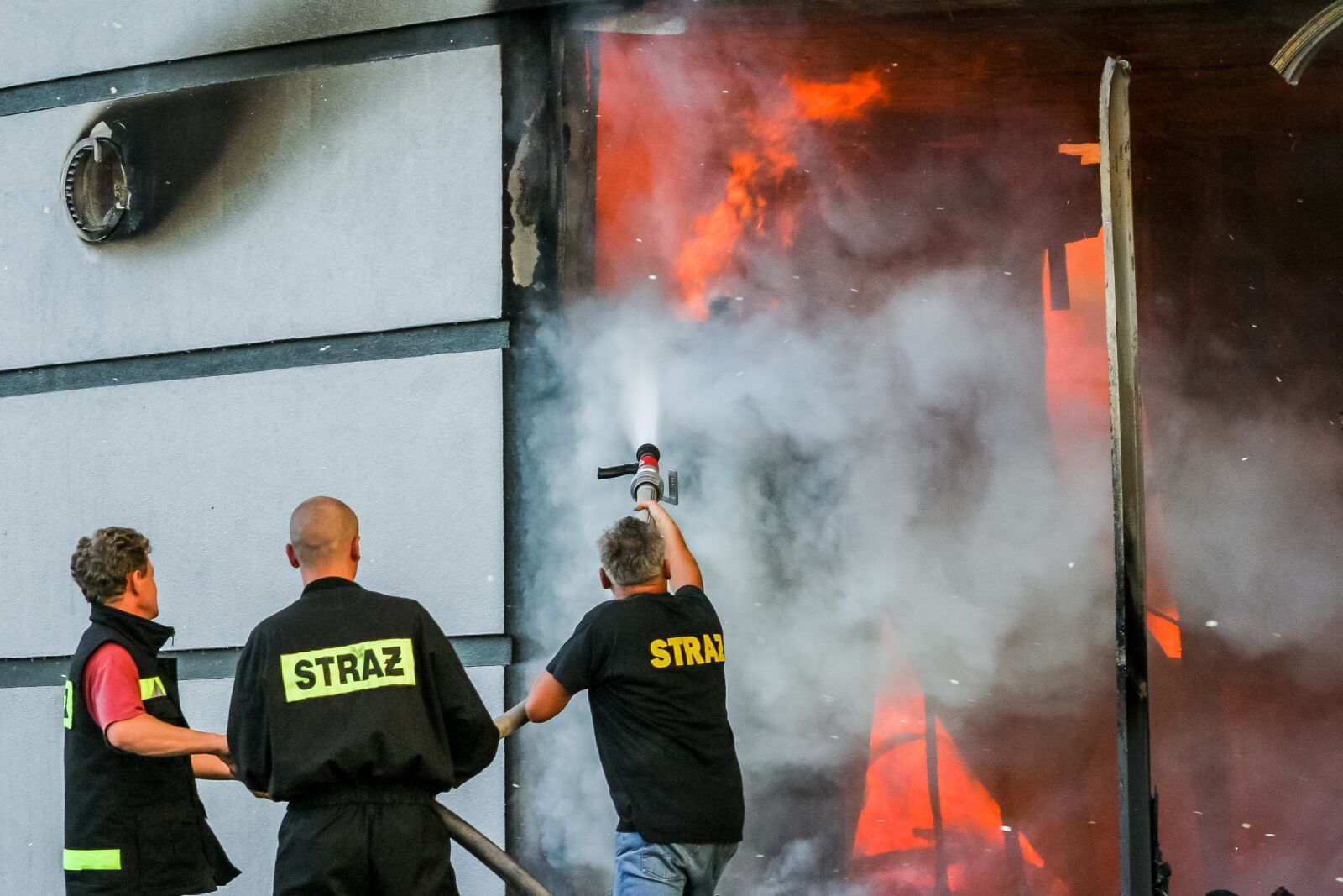 Canon EOS 10D sample photo. Fire, fireman, firefighter photography