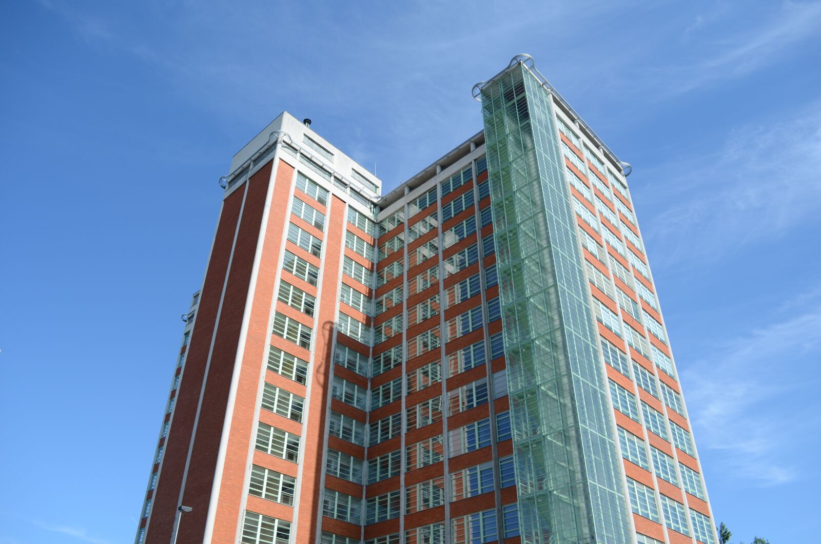 Nikon D5100 sample photo. Zlín, skyscraper, 21 photography