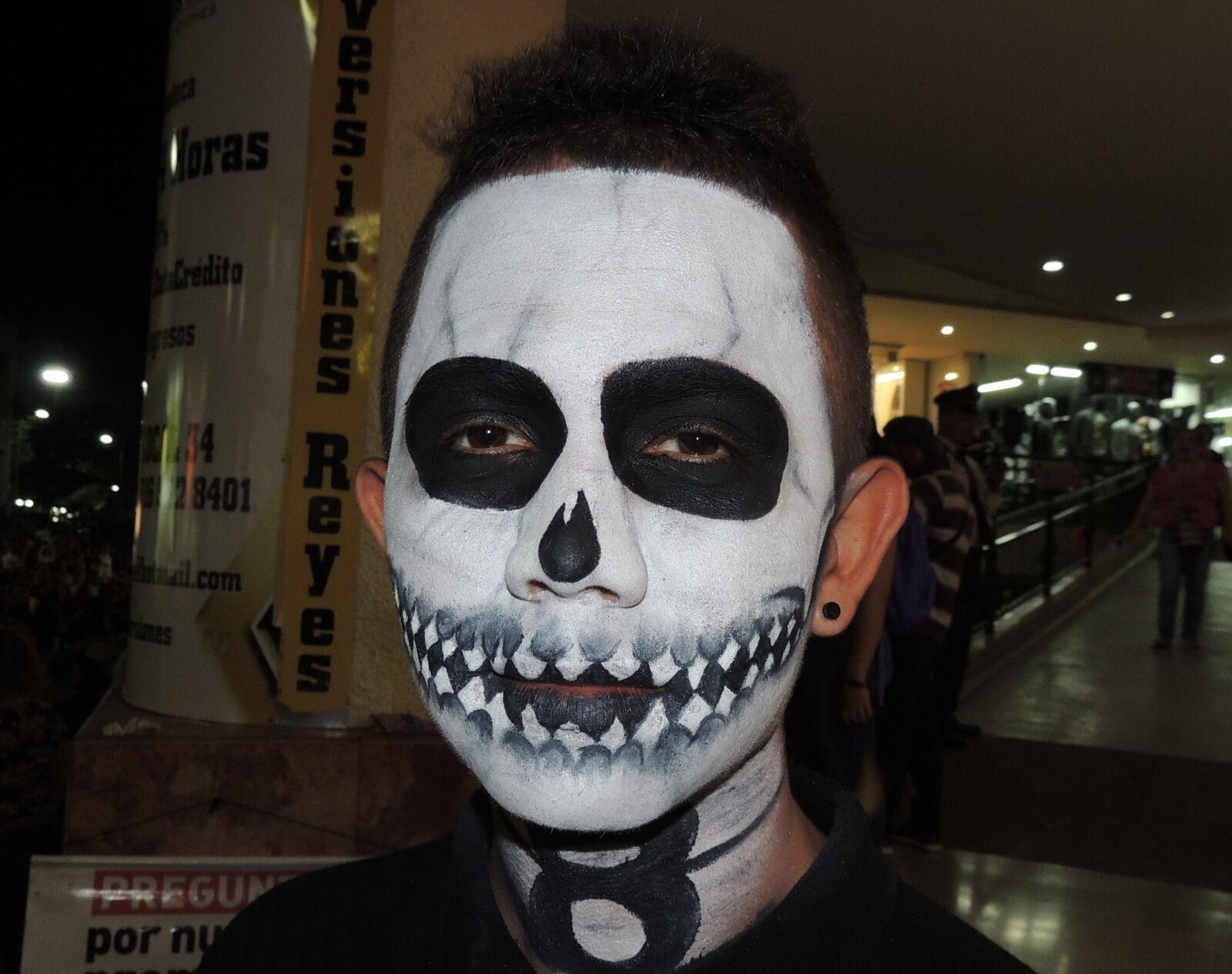 Nikon Coolpix P510 sample photo. Face, painting, halloween armenia photography