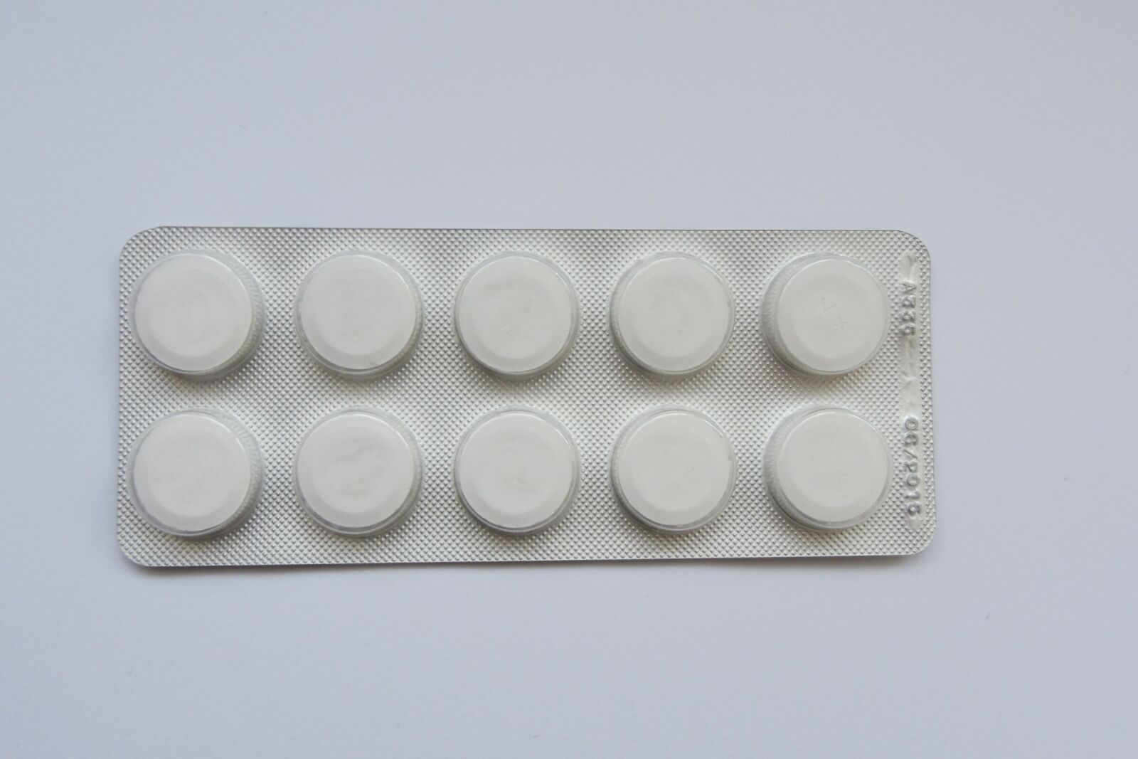 Nikon Coolpix P7800 sample photo. Tablets, blister, medications photography