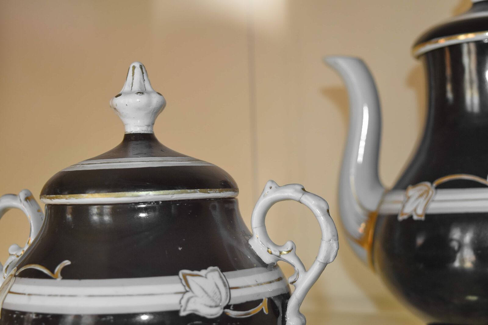 Nikon D5500 sample photo. Container, handle, hot, kettle photography