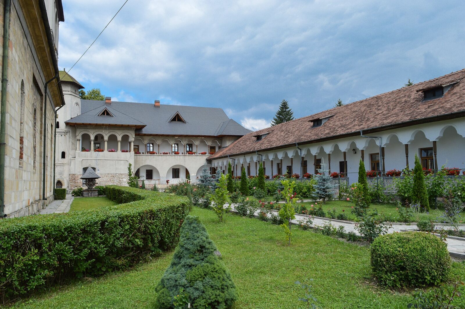 Nikon D3200 sample photo. Monastery, negru voda, campulung photography