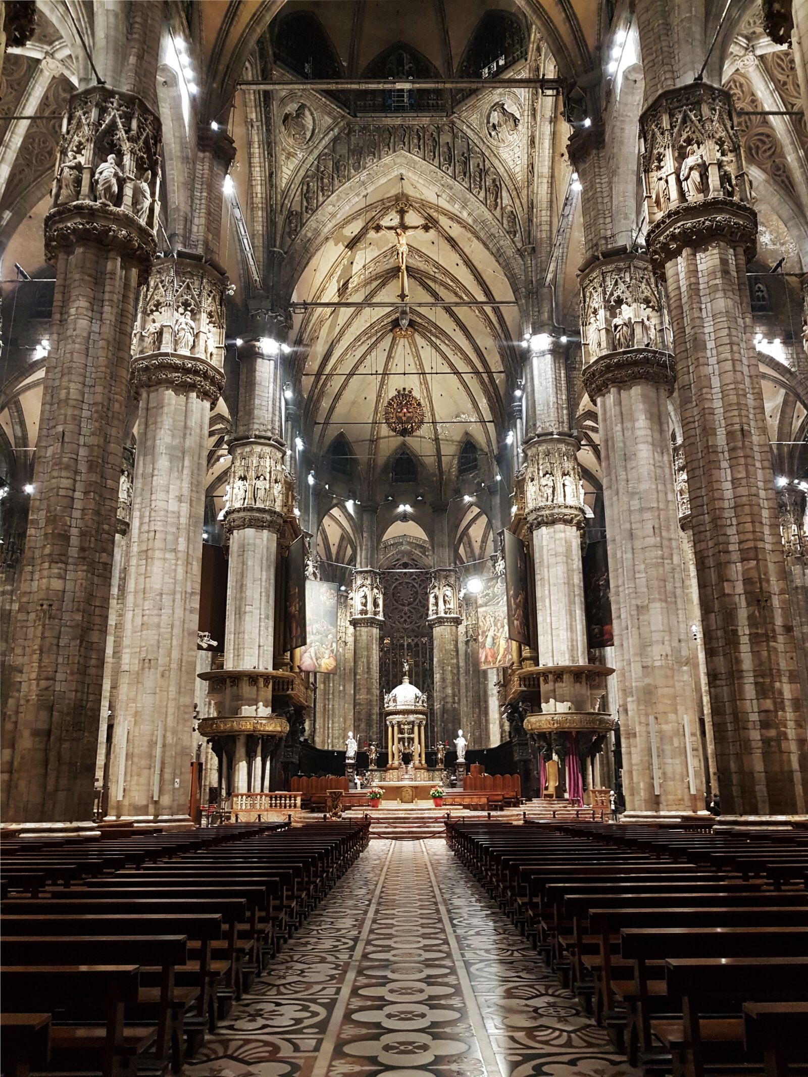 Samsung Galaxy S7 sample photo. Italy, milan, cathedral photography
