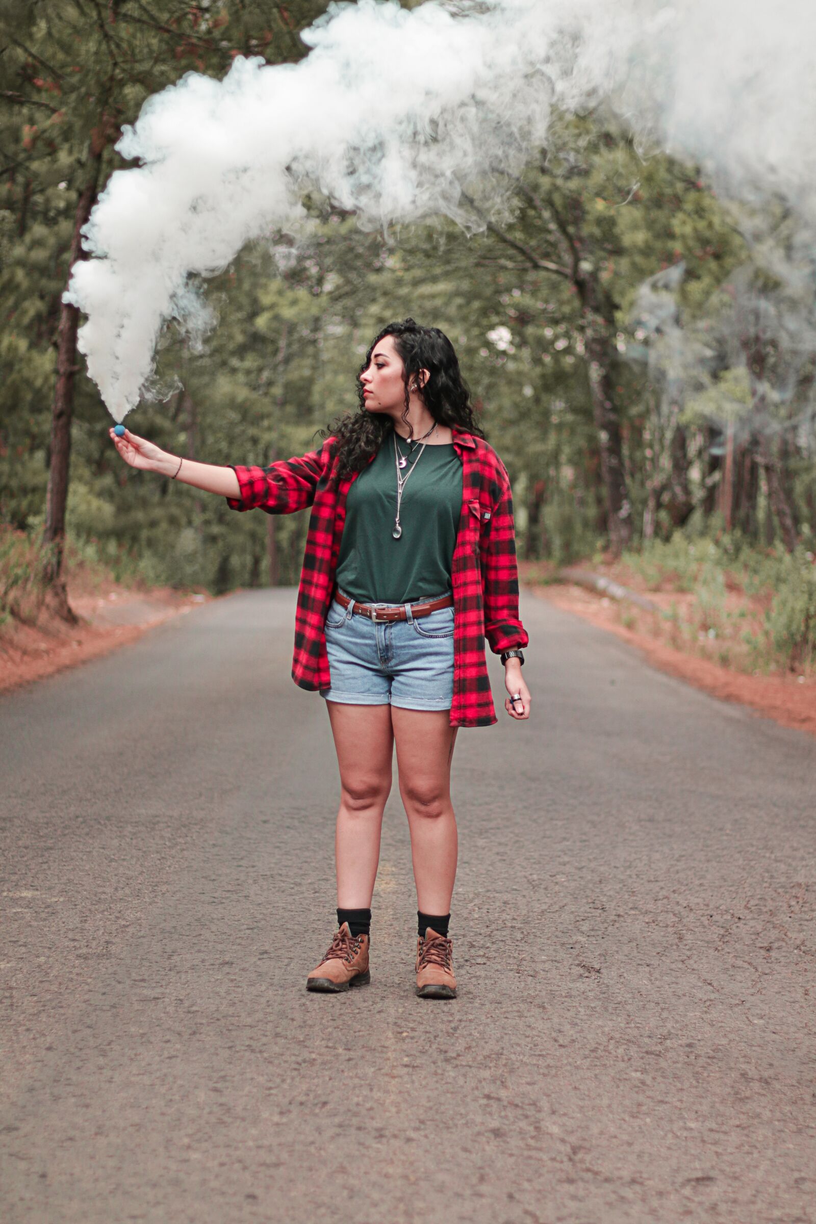 Canon EOS 70D sample photo. Smoke, road, portrait photography
