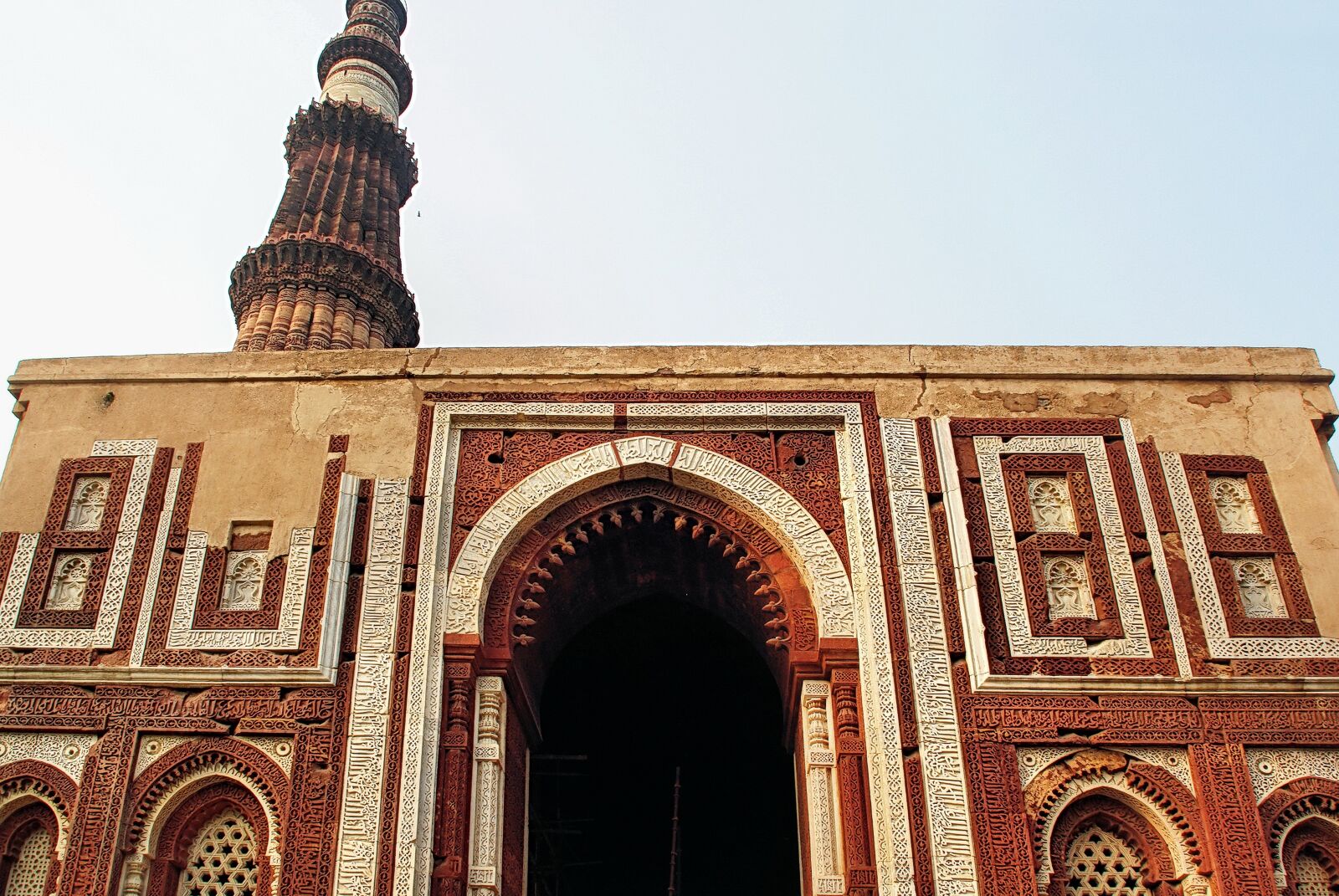 Pentax K200D sample photo. India, new-delhi, mosque photography