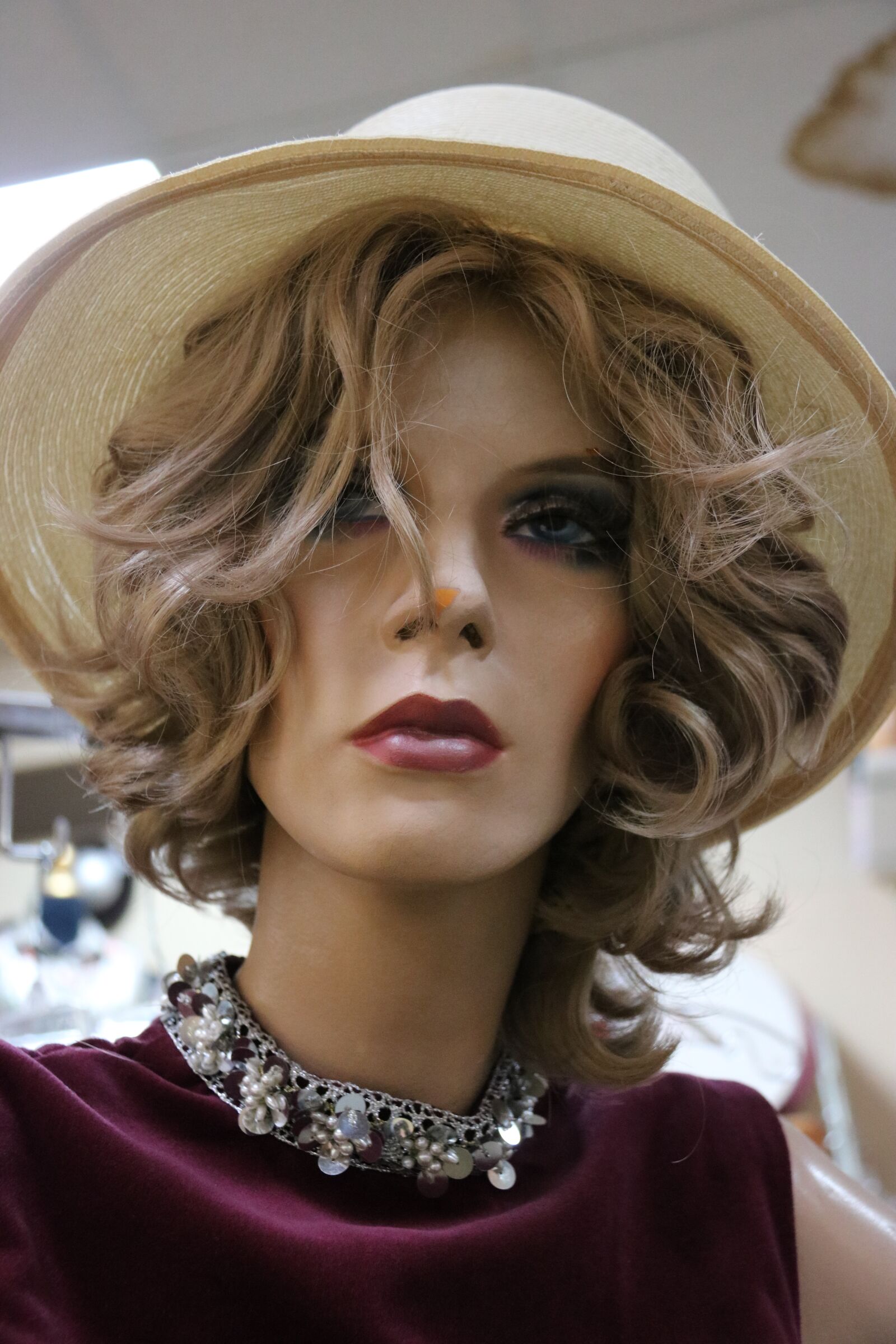 Canon EOS 750D (EOS Rebel T6i / EOS Kiss X8i) sample photo. Mannequin, female, woman photography