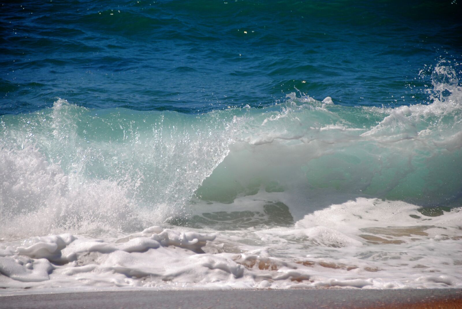 Nikon D3000 sample photo. Wave, sea, water photography