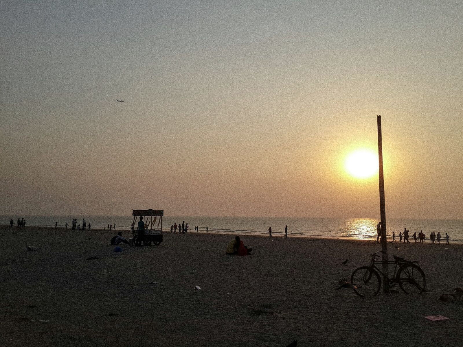 Samsung Galaxy S4 sample photo. Beach, bicycle, evening, evening photography