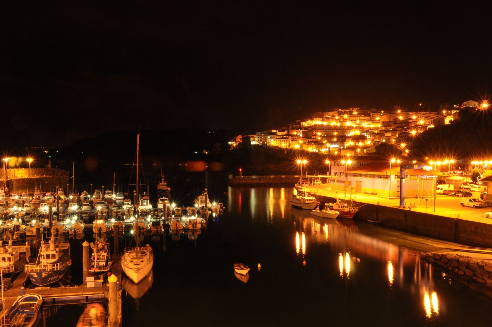 Nikon D90 sample photo. Ballasts, port, night photography