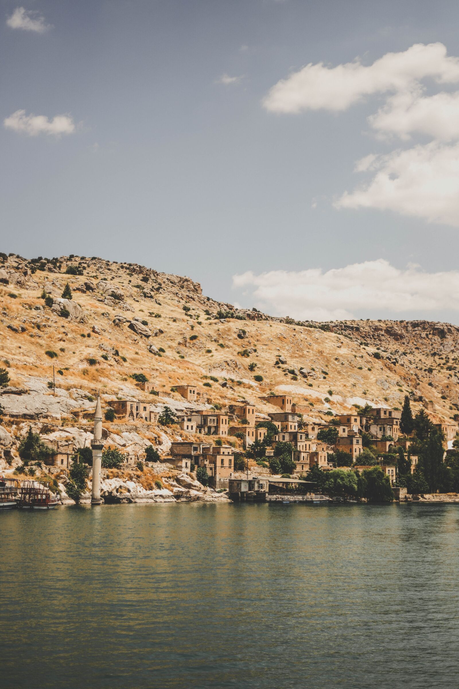 Canon EOS 6D Mark II sample photo. Mountain, green, halfeti photography