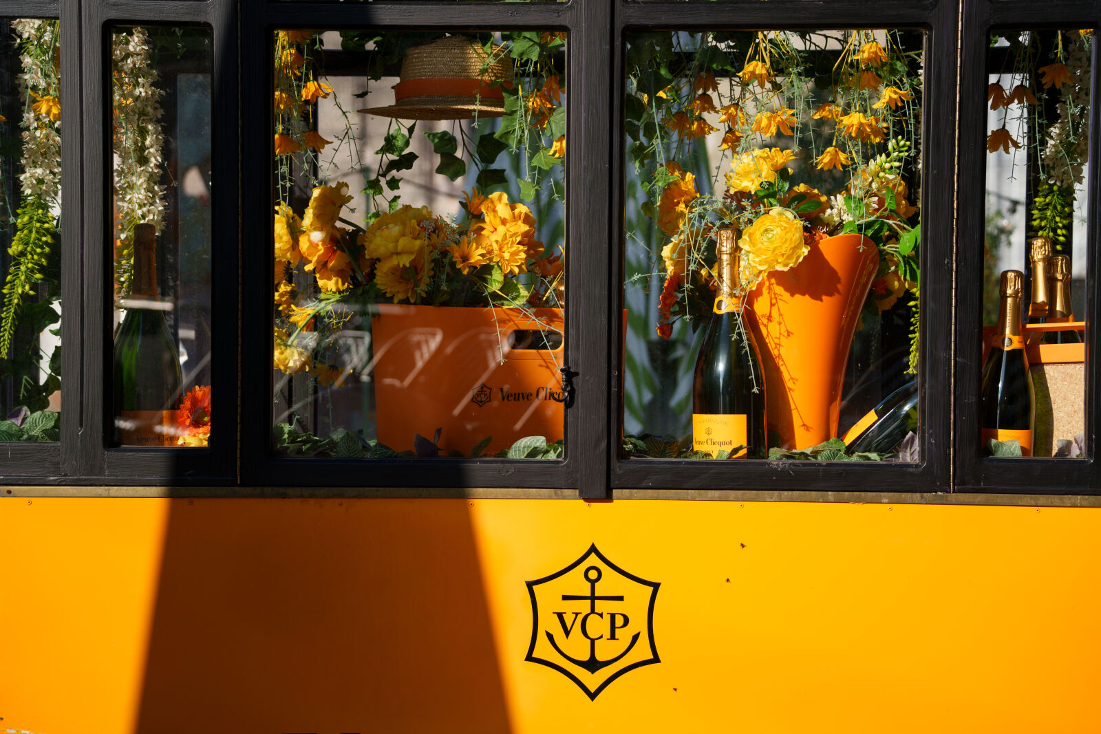 Tamron 50-300mm F4.5-6.3 Di III VC VXD sample photo. Faux flower cart photography