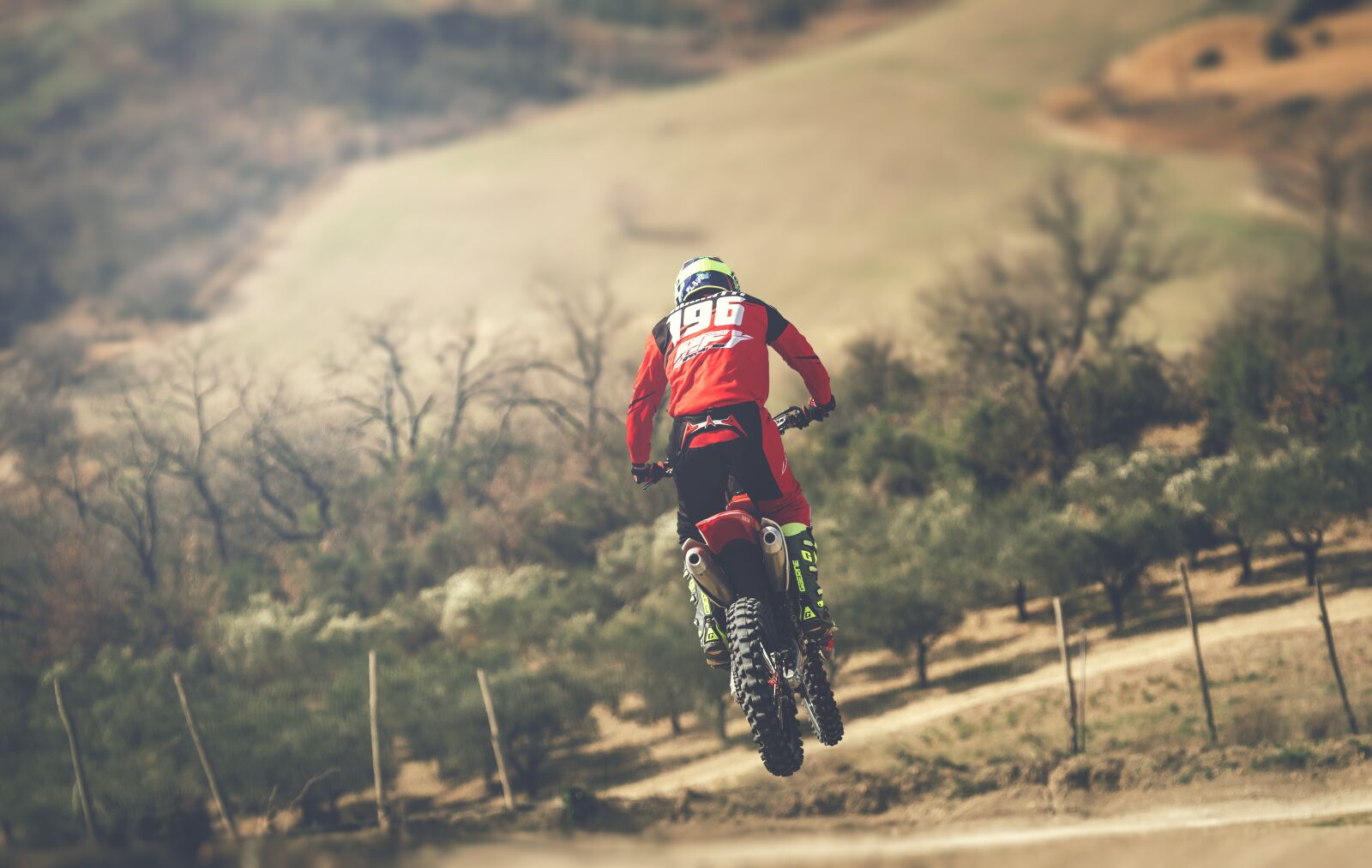 Tamron 70-210mm F4 Di VC USD sample photo. Motocross, pilot, moto photography