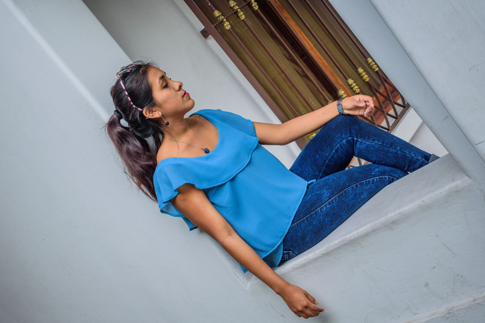 Nikon D5600 sample photo. Moda, mujer, casa photography