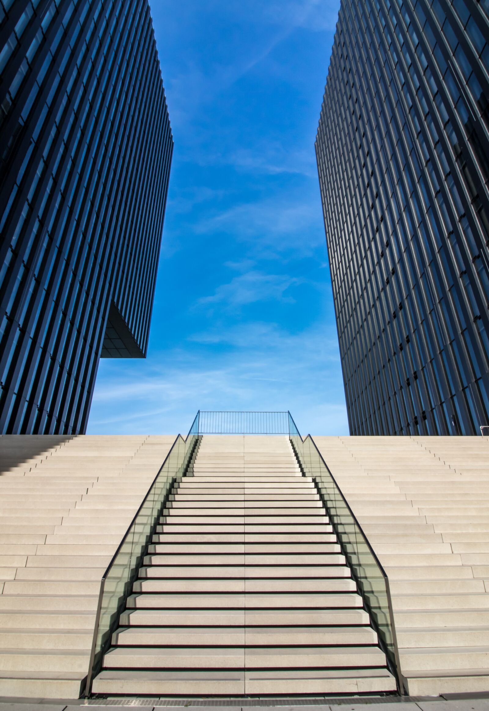 Canon EOS 80D sample photo. Düsseldorf, port, architecture photography