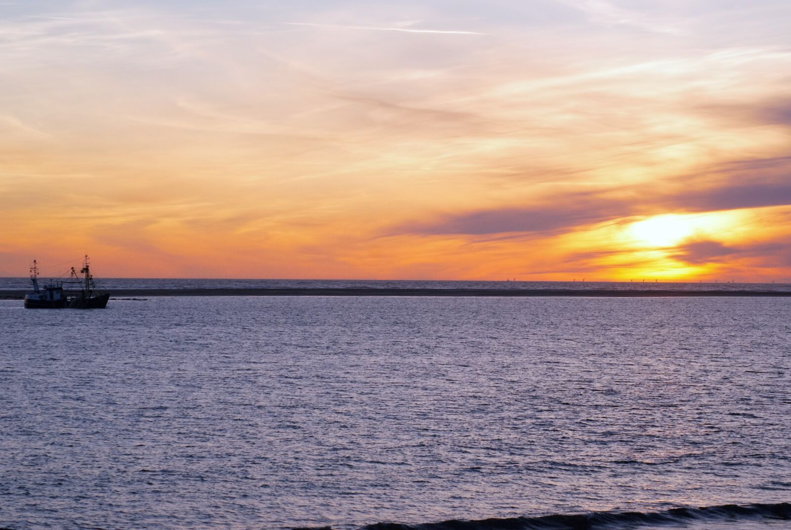 Sony Alpha DSLR-A300 sample photo. North sea, borkum, sunset photography