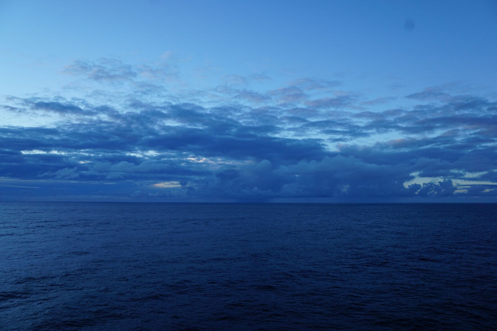 Sony ILCA-77M2 + Sony DT 16-50mm F2.8 SSM sample photo. Sky, atlantic, sea photography