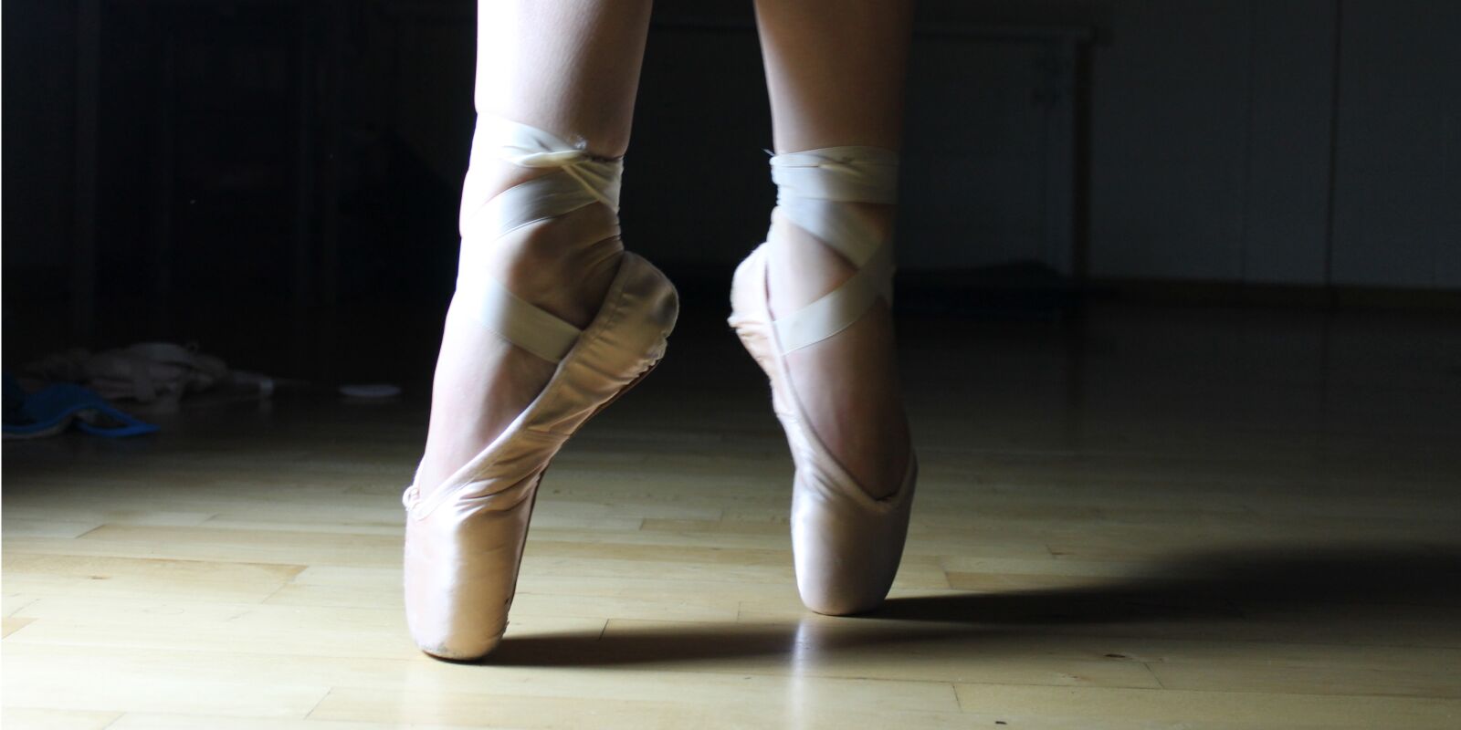 Canon EOS 1100D (EOS Rebel T3 / EOS Kiss X50) sample photo. Ballet feet, ballet shoes photography