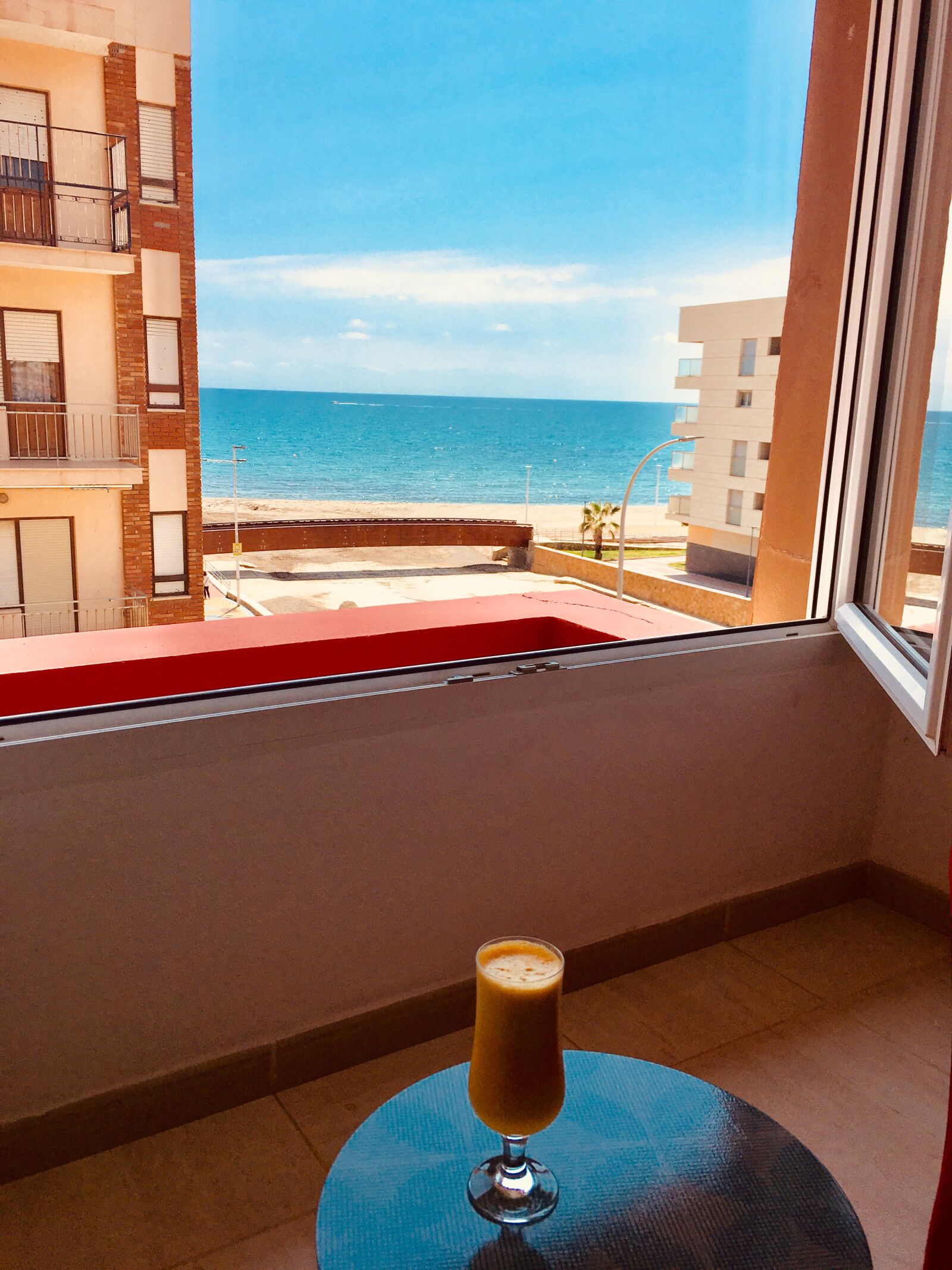 iPhone 6s Plus back camera 4.15mm f/2.2 sample photo. Nice view, sea, orange photography