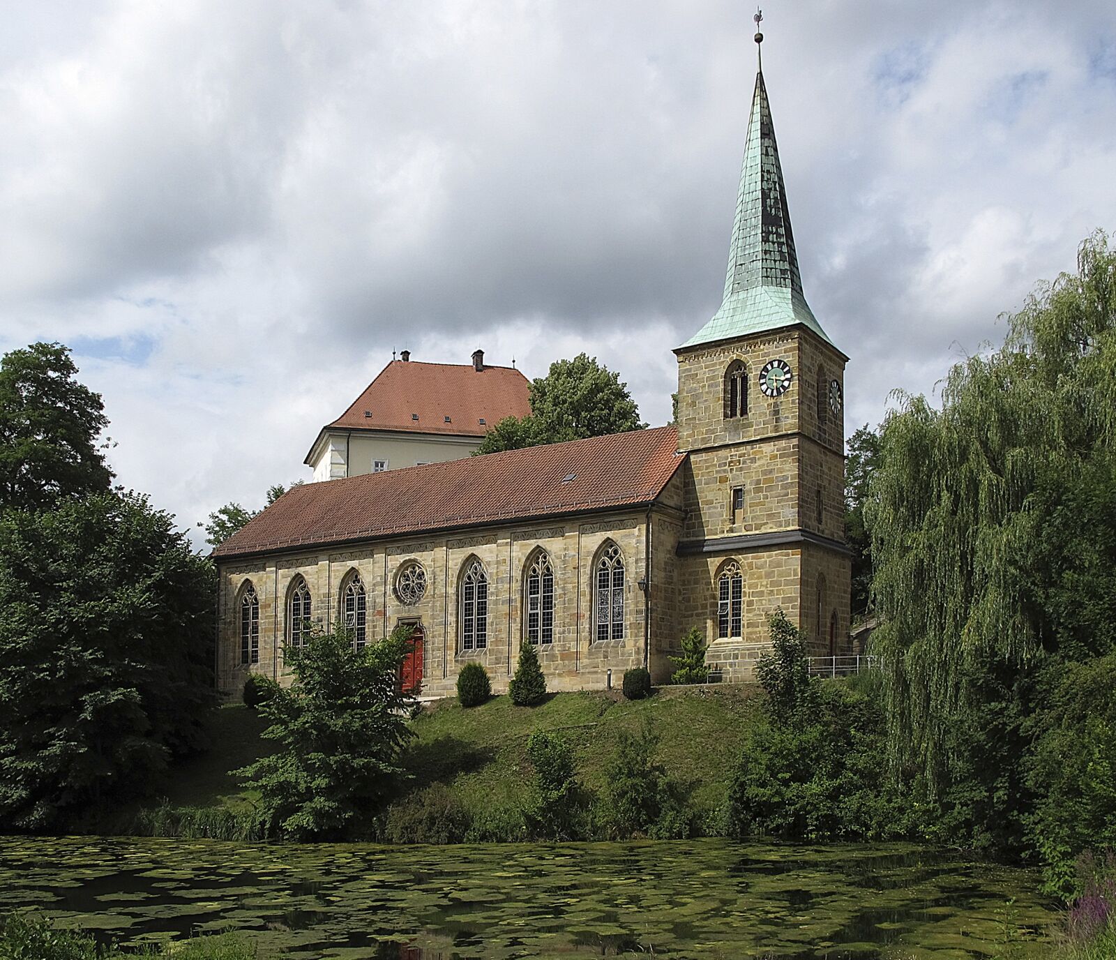 Canon PowerShot G12 sample photo. Church, steeple, extinguishing pond photography